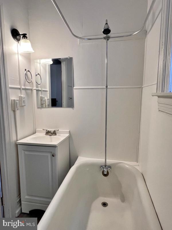 DOWNTOWN YORK - Residential Lease