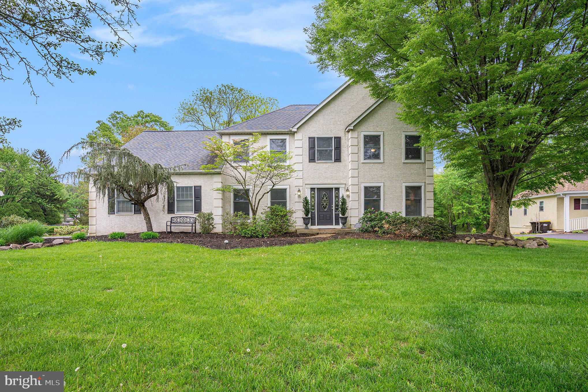 WHITPAIN WOODS - Residential