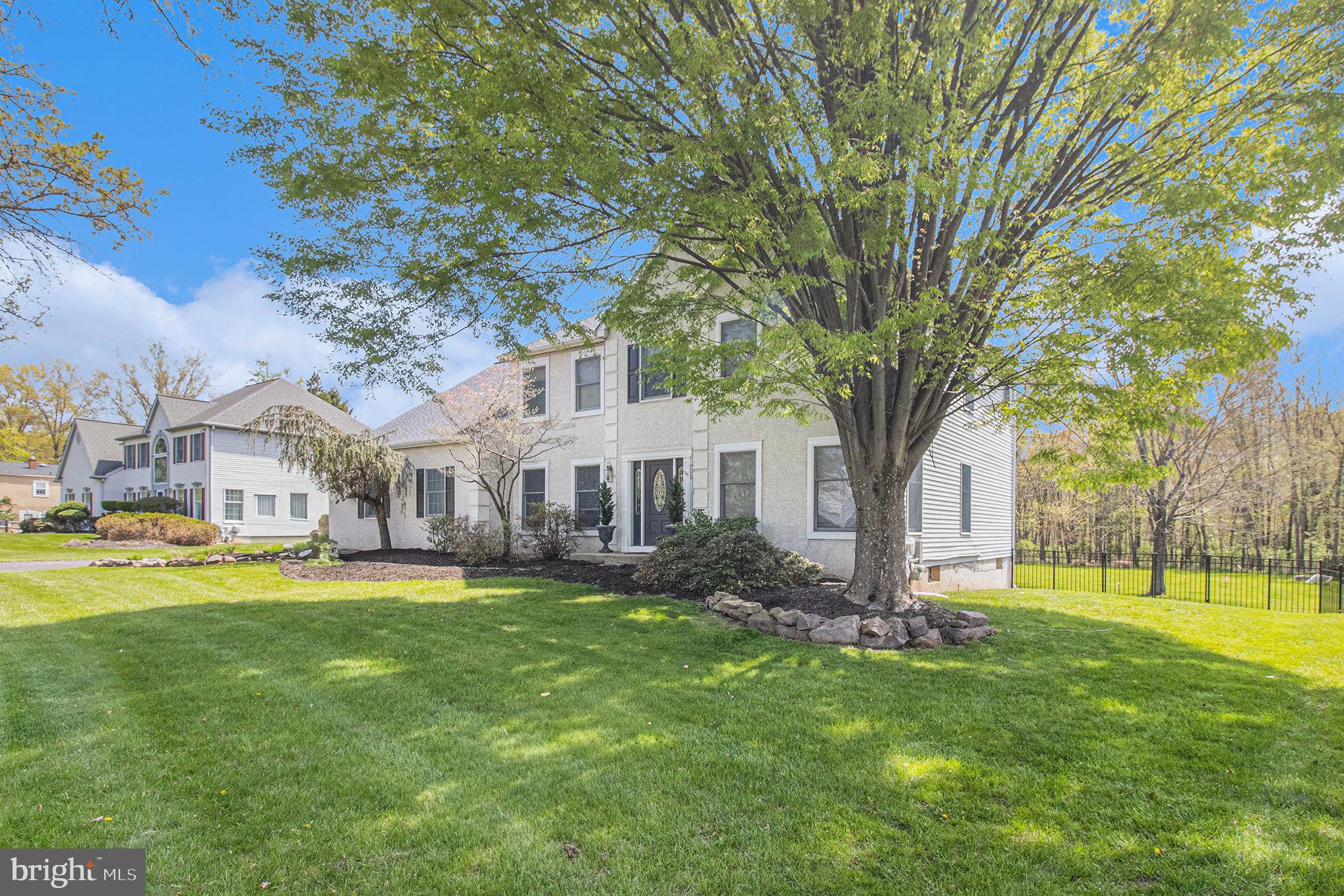1580 JENNIFER LANE