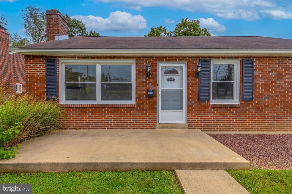 Photo of 1058 Saint Joseph Street, Lancaster, PA 17603 (MLS # PALA2057570)