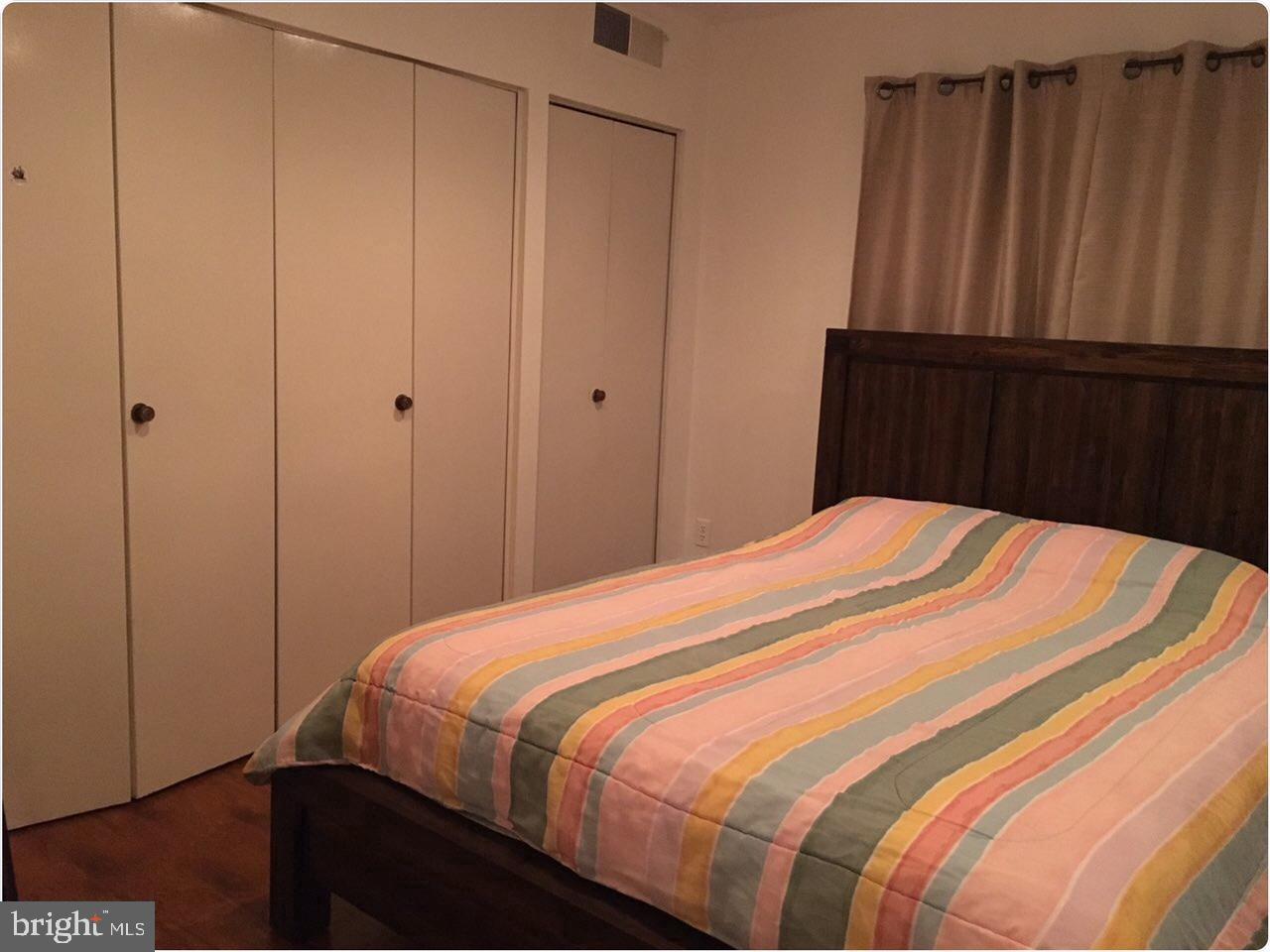 HAWTHORNE VILLAGE - Residential Lease