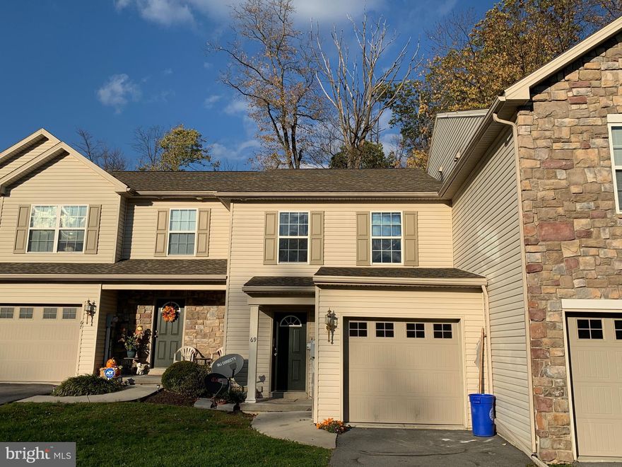 Situated on a Cul-de-Sac and boasting just shy of an acre, this East Pennsboro town home has much to offer! Three bedrooms including a master suite with WIC, three bath and bonus living space on the ground level. One car garage, and ease of access to major travel routes, shopping, and grocery! Offering a private deck facing a wooded rear and side lot which you own! Large, open eat in kitchen, Large living room and generous spare rooms. 15 minutes from downtown!
