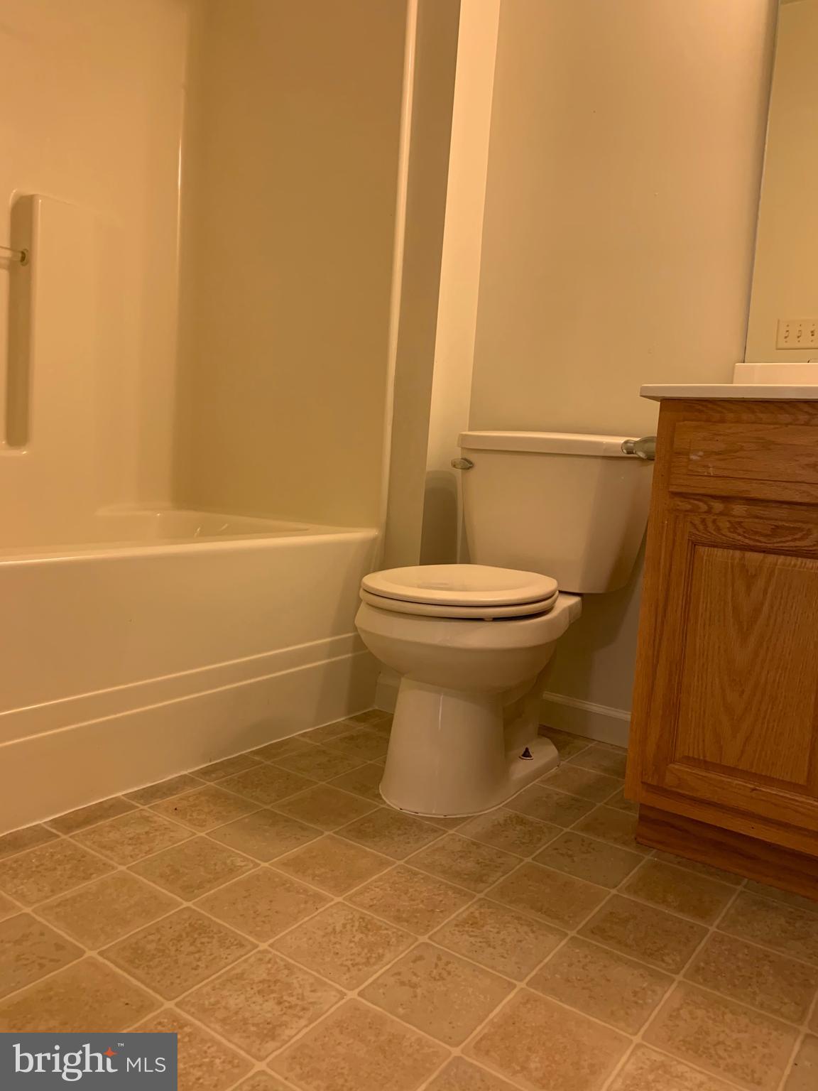 WESTWOOD HILLS - Residential Lease