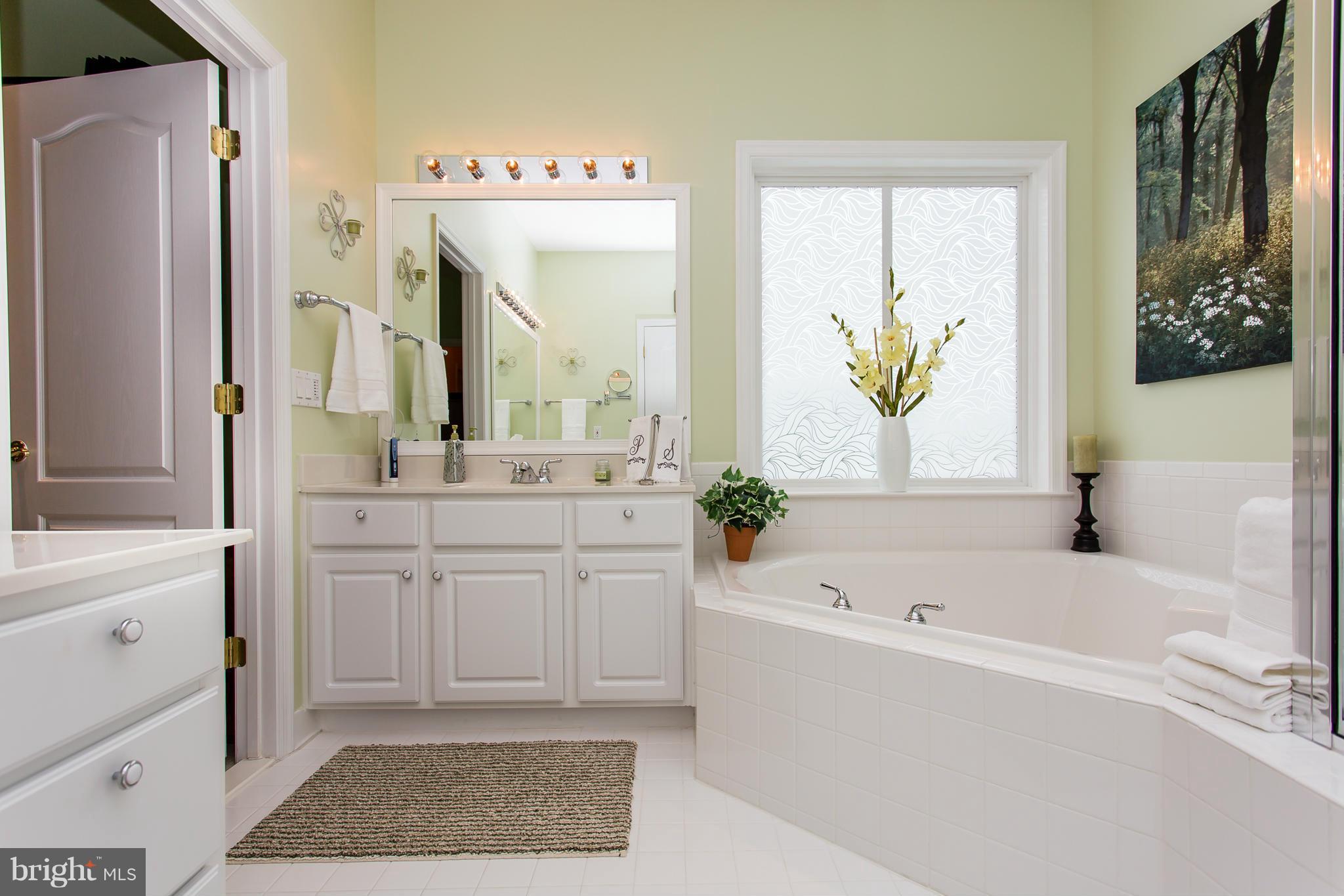 FALLS RUN - Residential