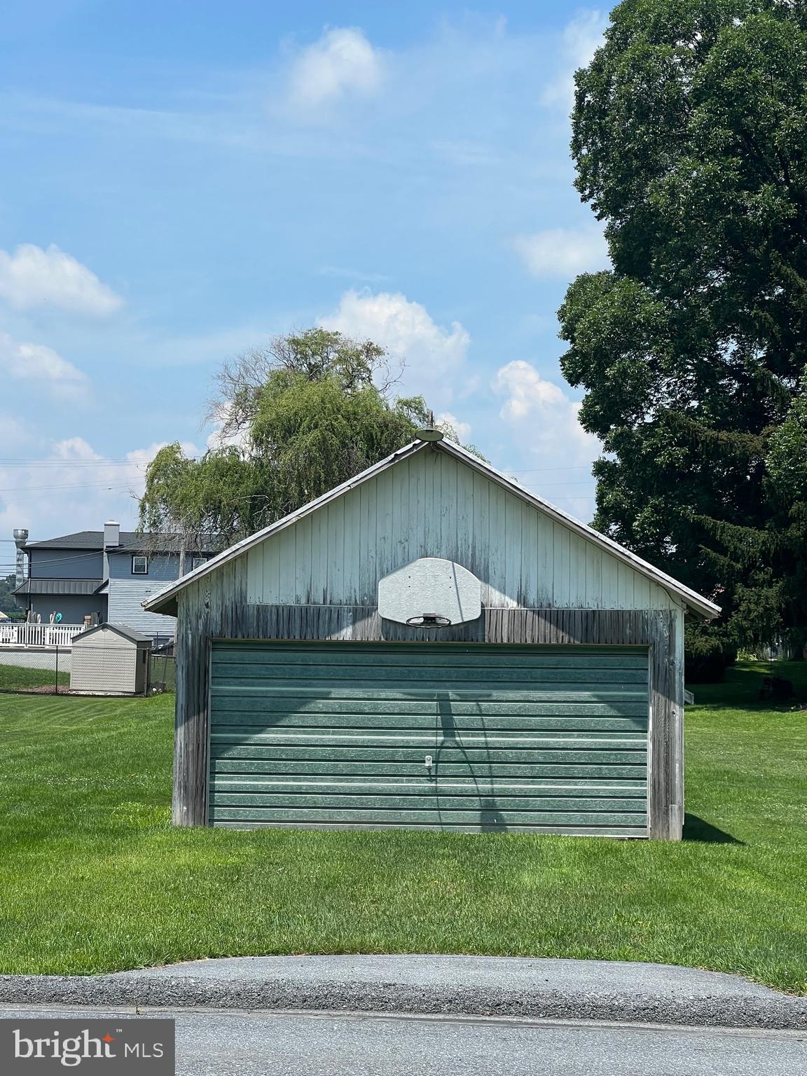 461 W MAIN AVENUE
