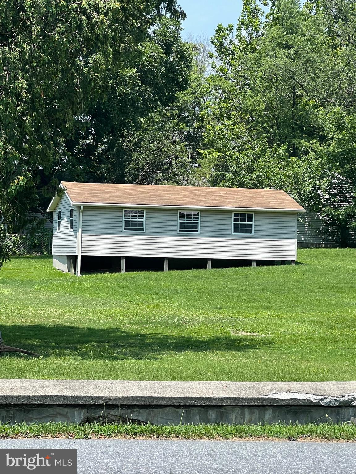 461 W MAIN AVENUE