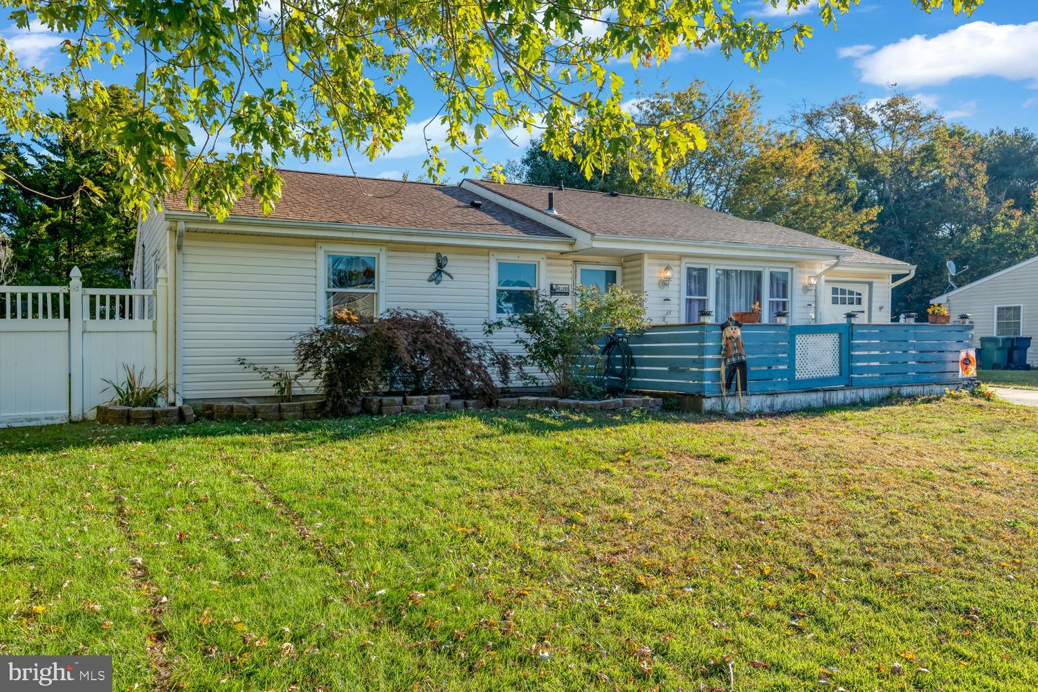 112 CAYUGA LAKE DRIVE