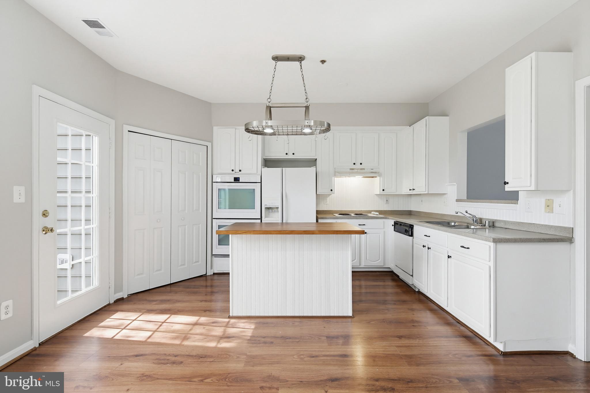 SEABREEZE - Residential