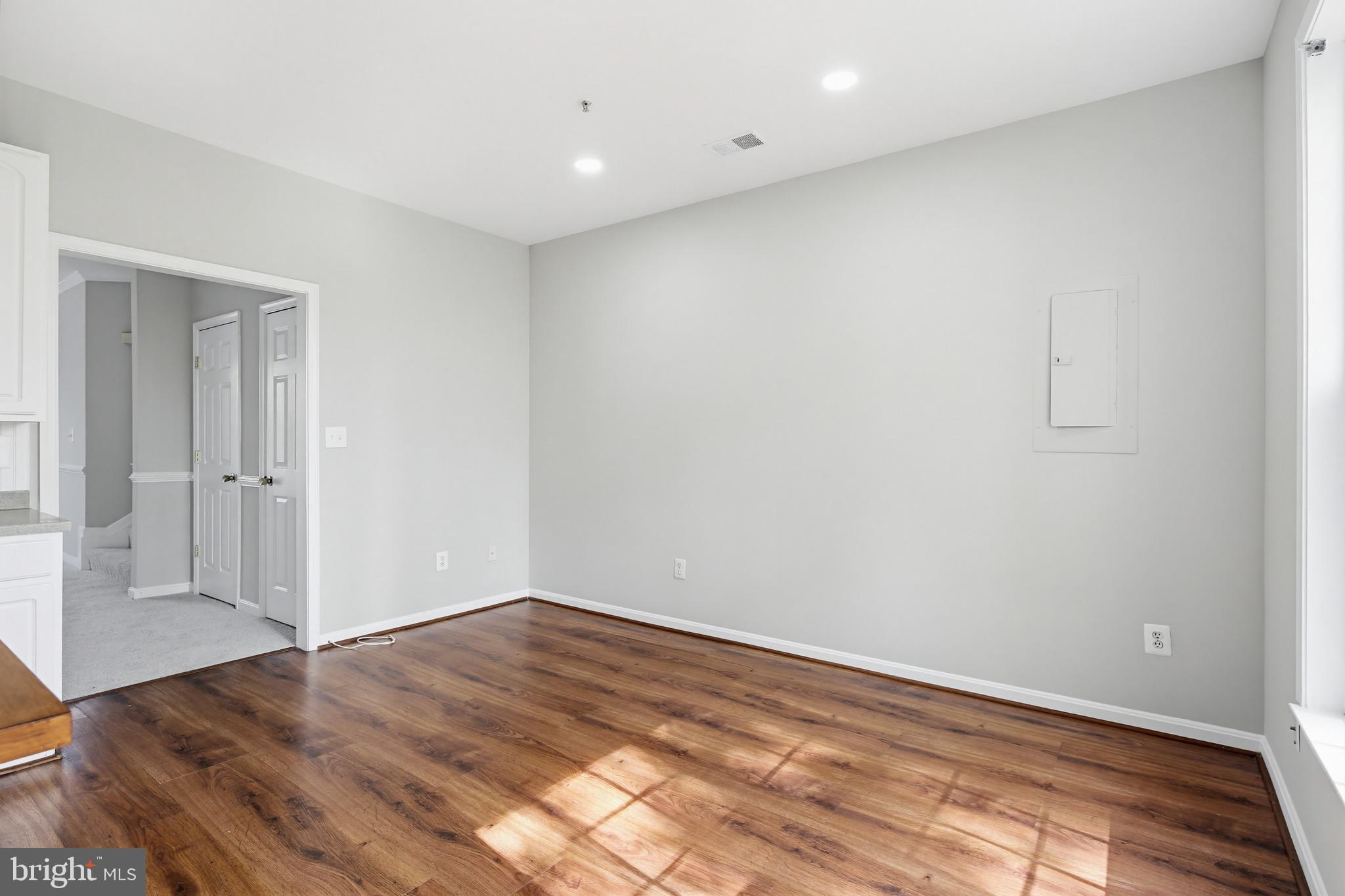 SEABREEZE - Residential