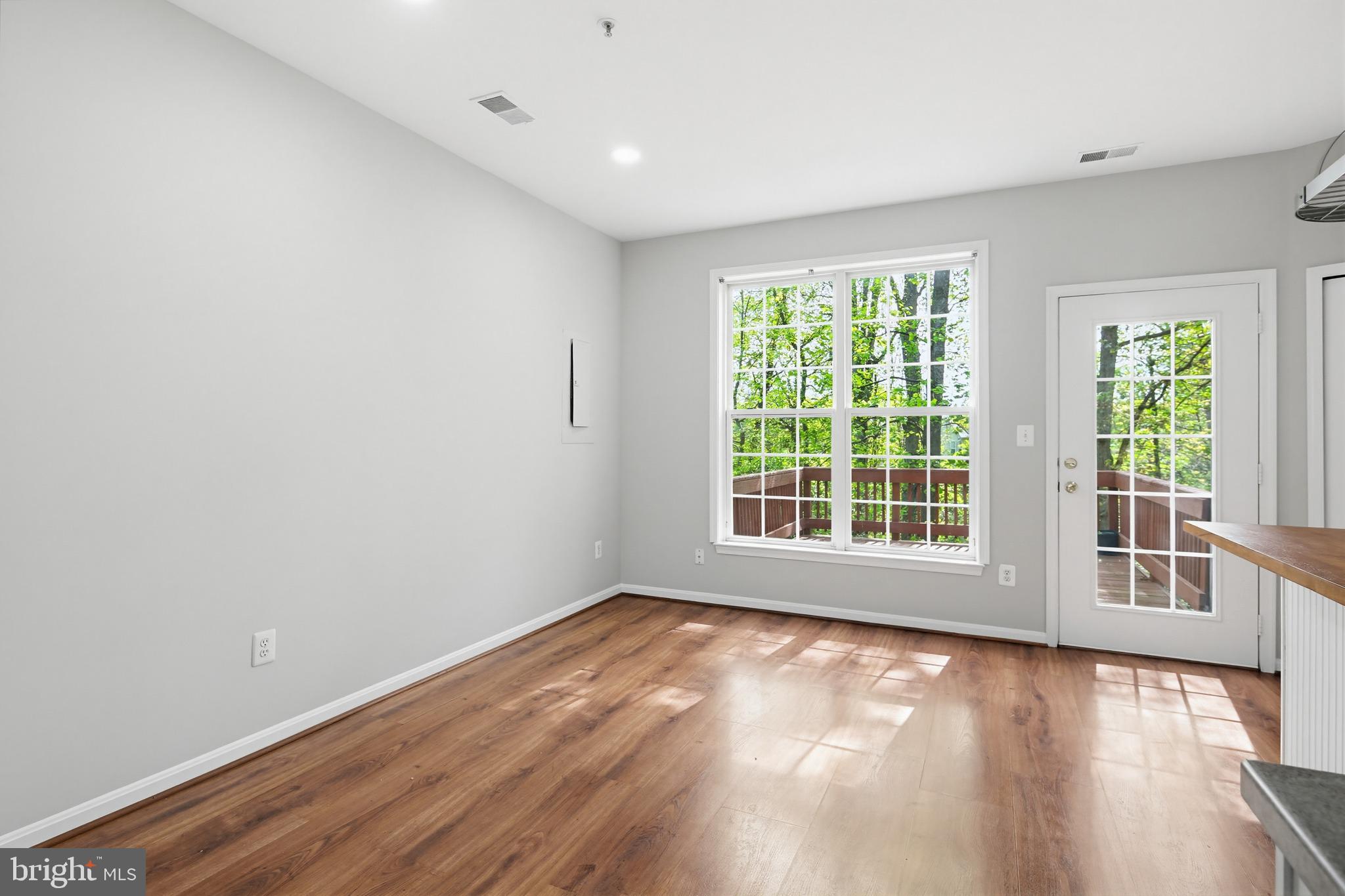 SEABREEZE - Residential