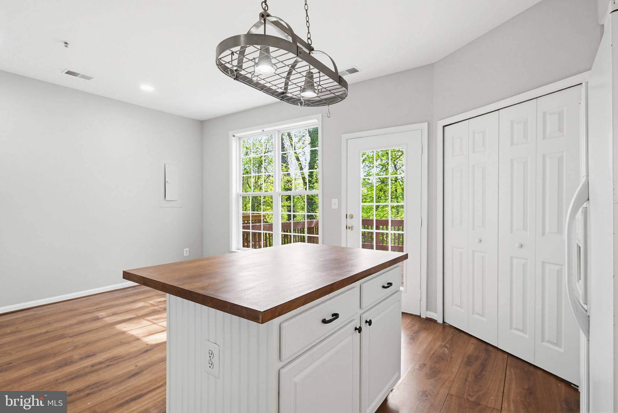 SEABREEZE - Residential