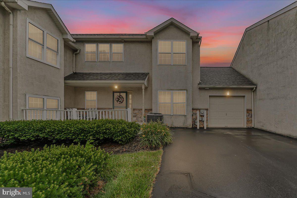 12 STUART DRIVE 12