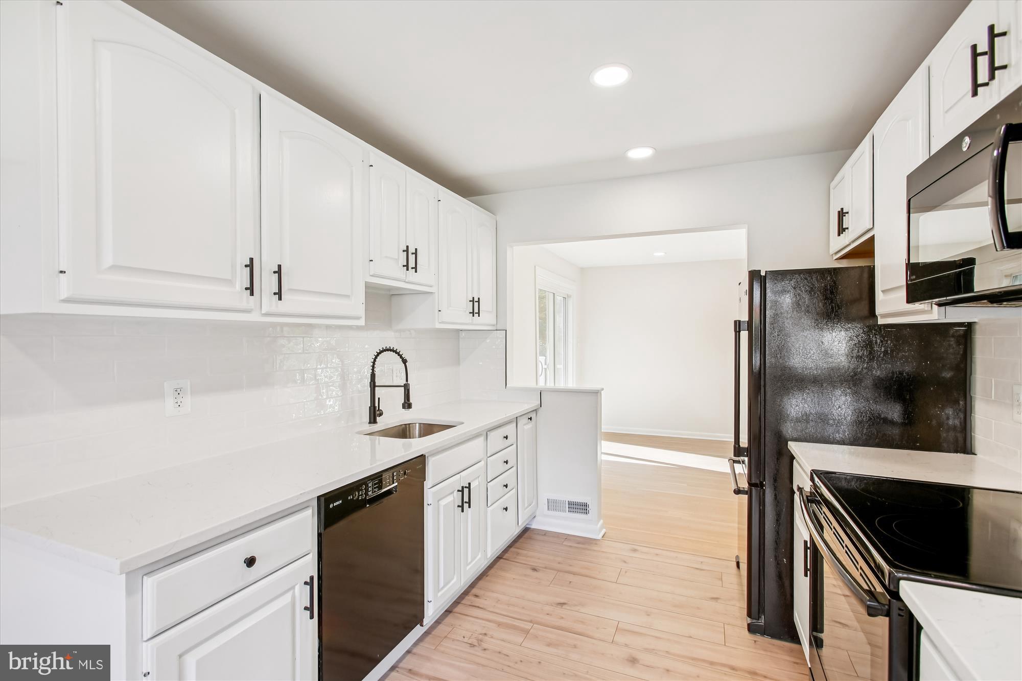 FAIRFAX VILLA - Residential Lease