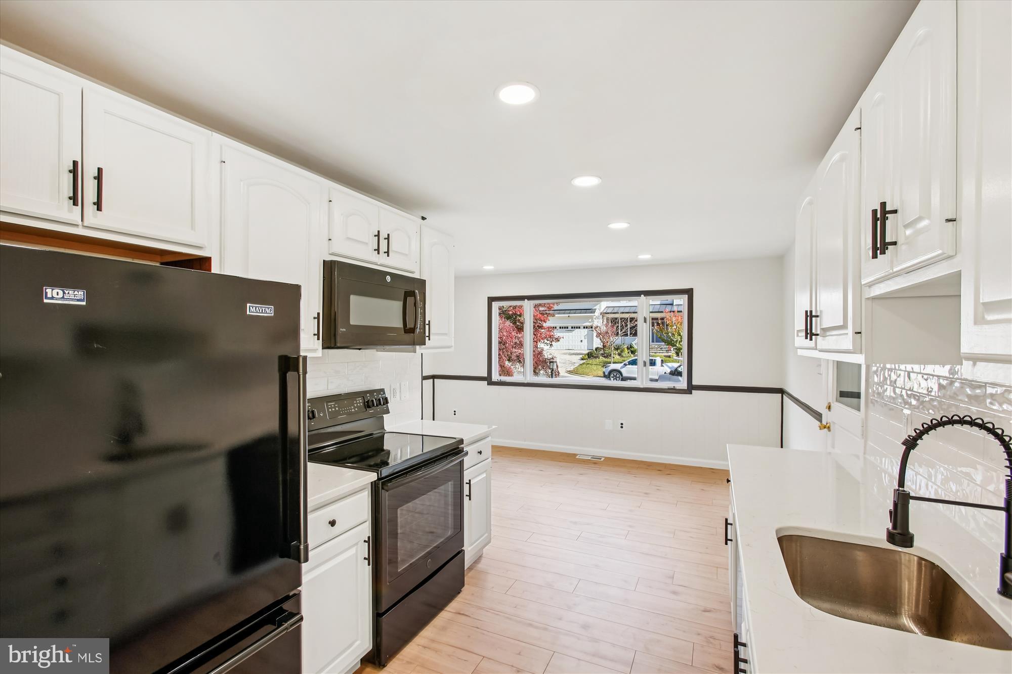 FAIRFAX VILLA - Residential Lease