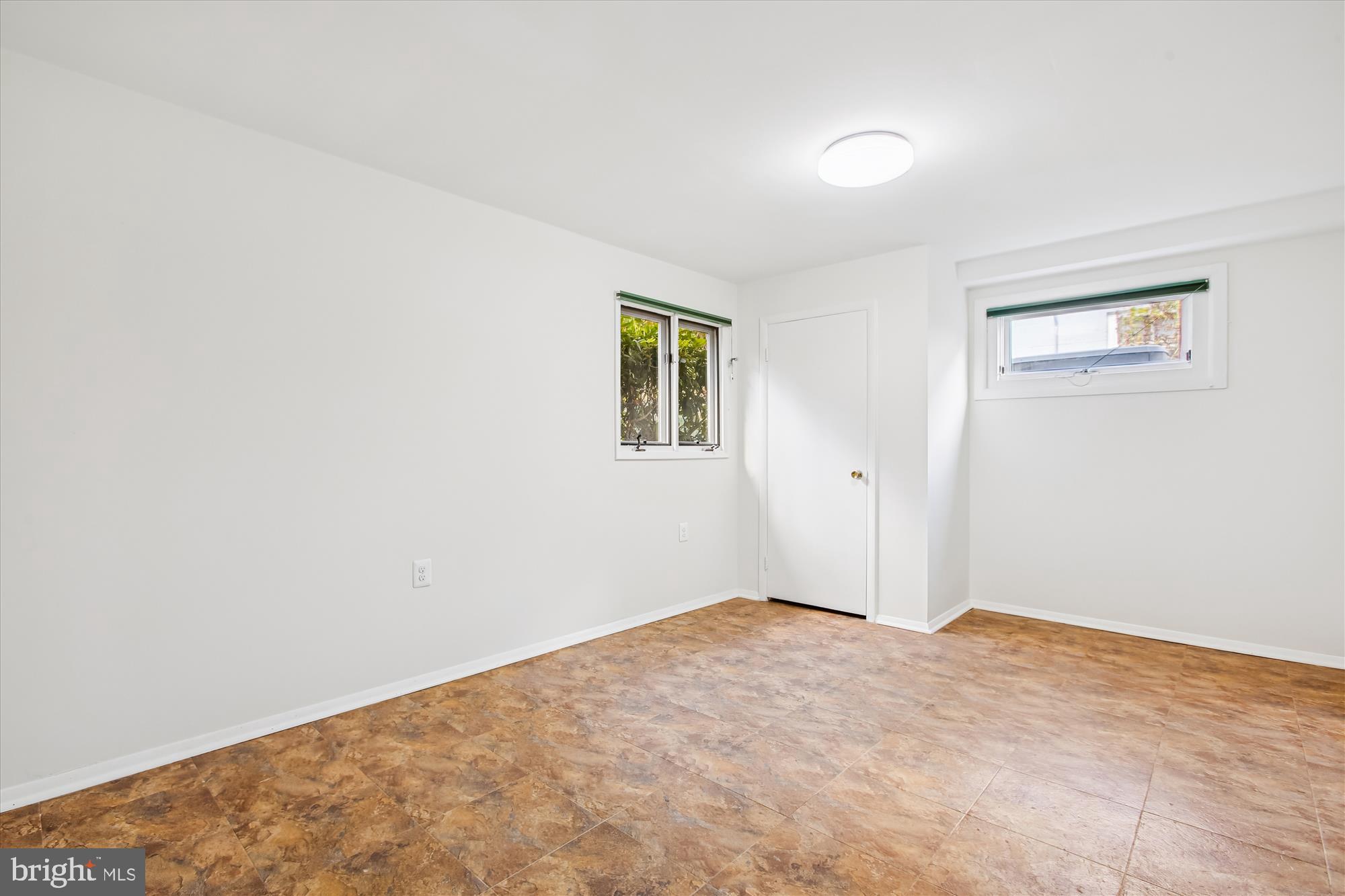 FAIRFAX VILLA - Residential Lease