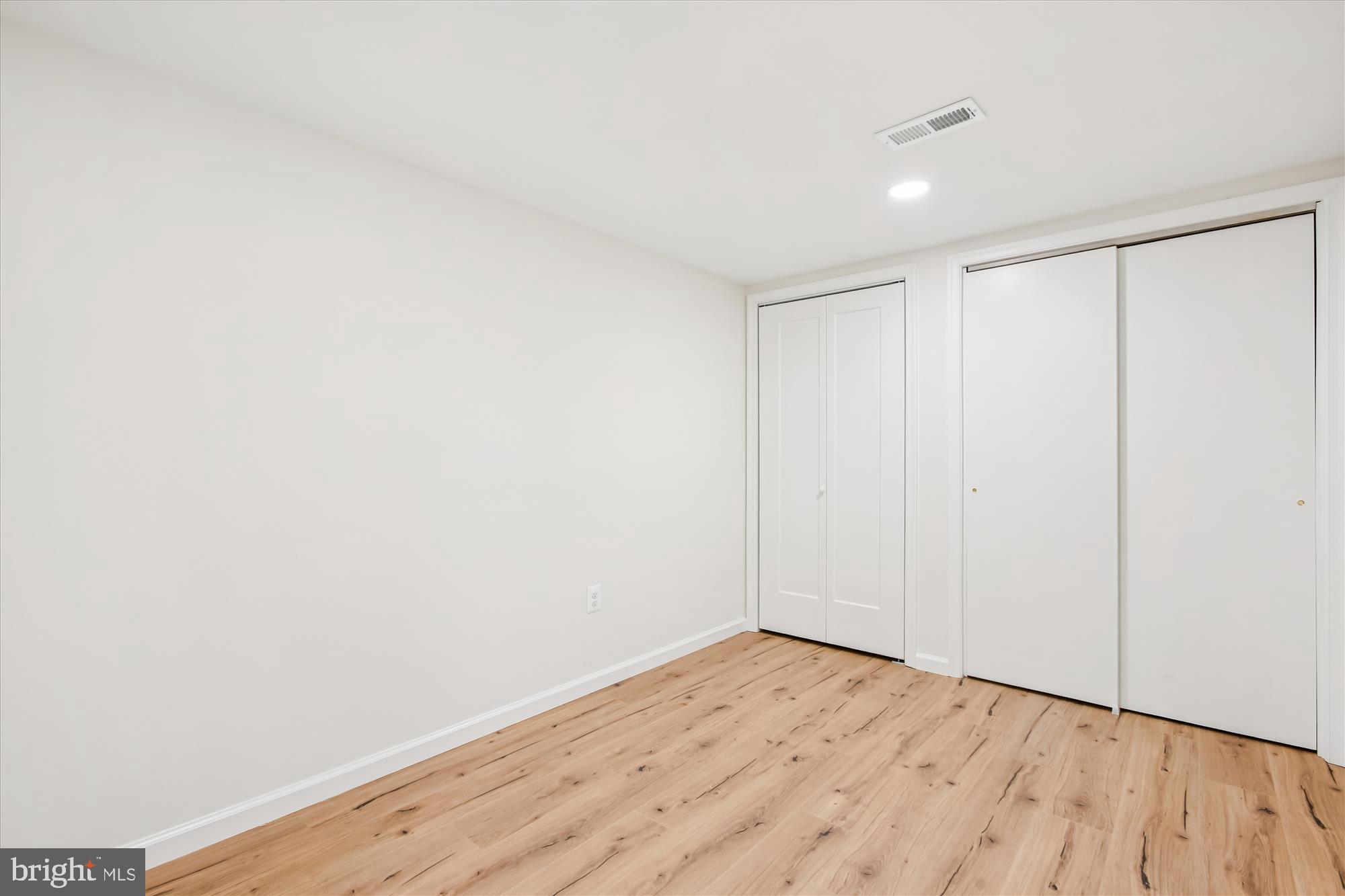 FAIRFAX VILLA - Residential Lease