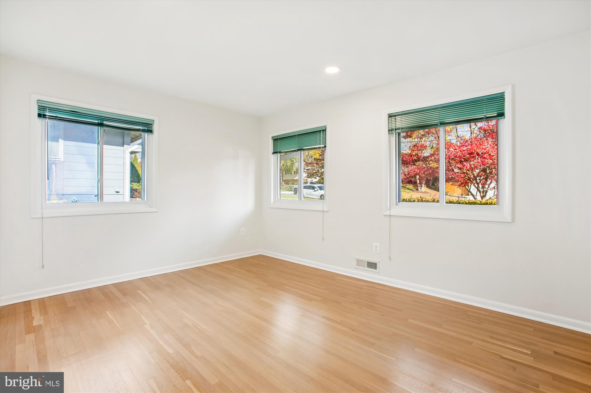 FAIRFAX VILLA - Residential Lease