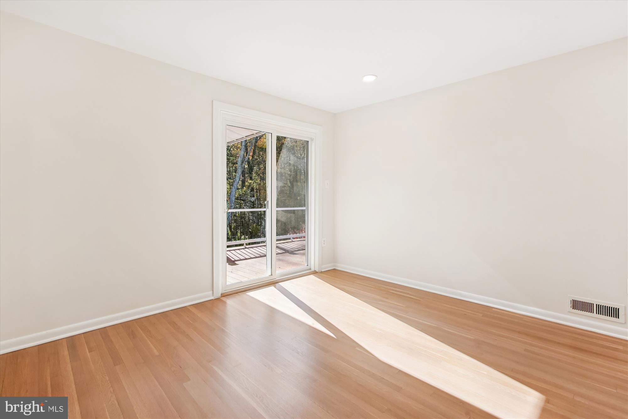 FAIRFAX VILLA - Residential Lease