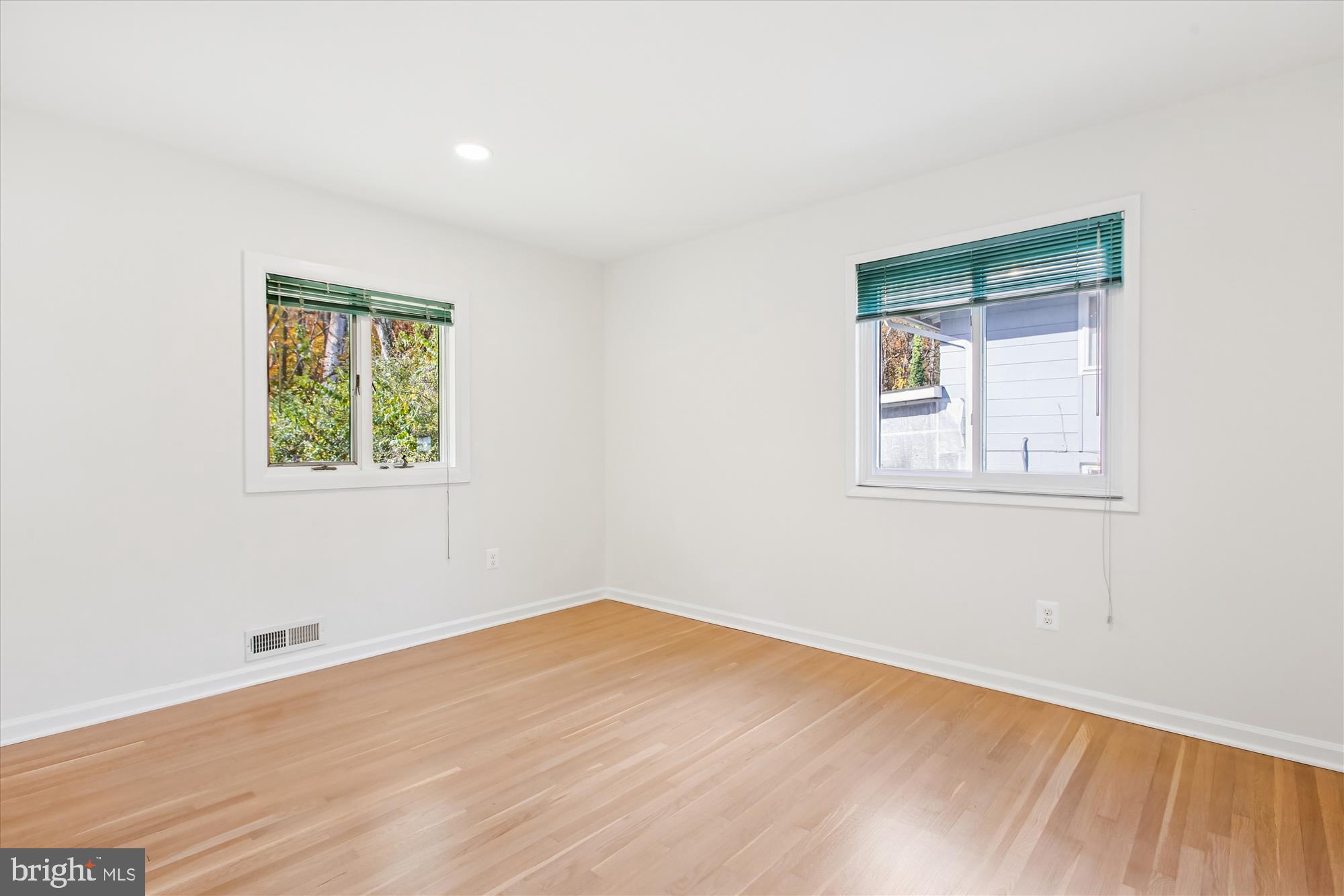 FAIRFAX VILLA - Residential Lease