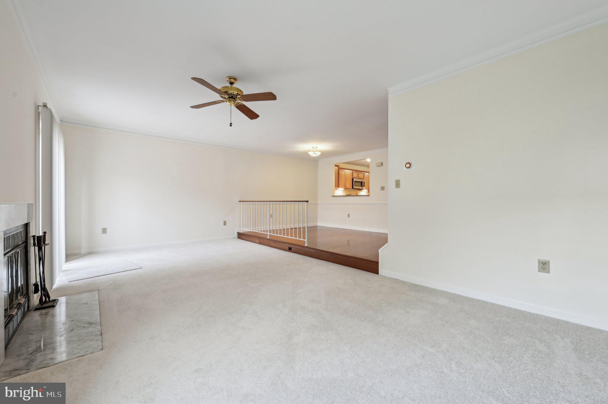 LAUREL LAKES - Residential