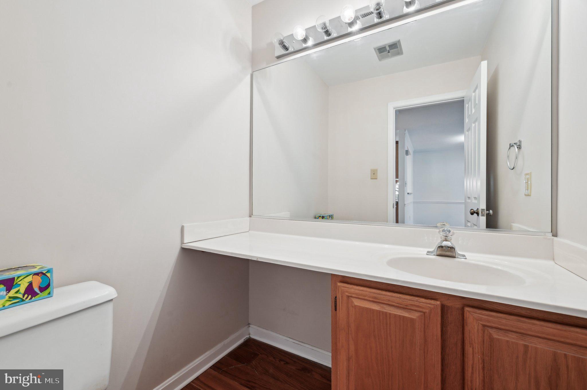 LAUREL LAKES - Residential