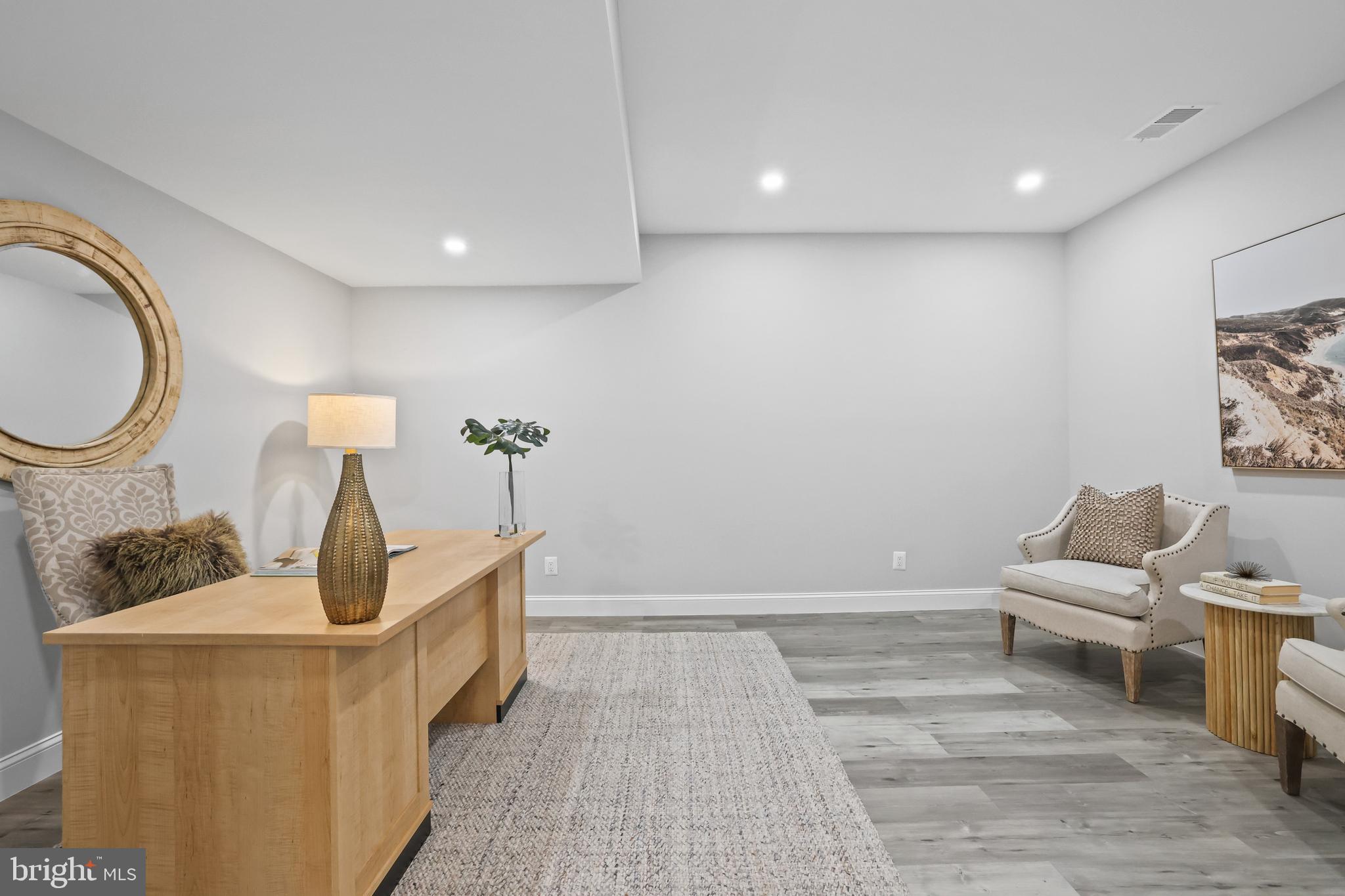 LAKE FAIRFAX ESTATES - Residential