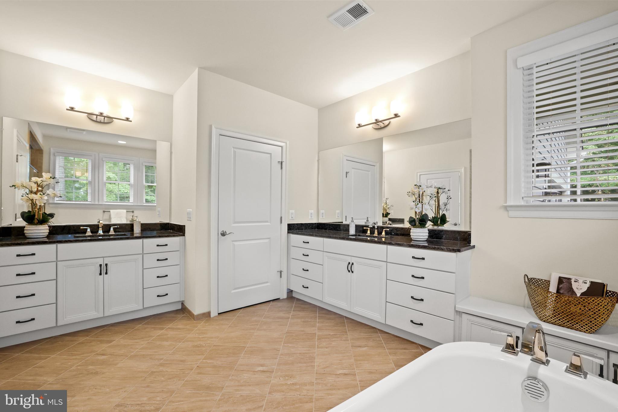 LAKE FAIRFAX ESTATES - Residential