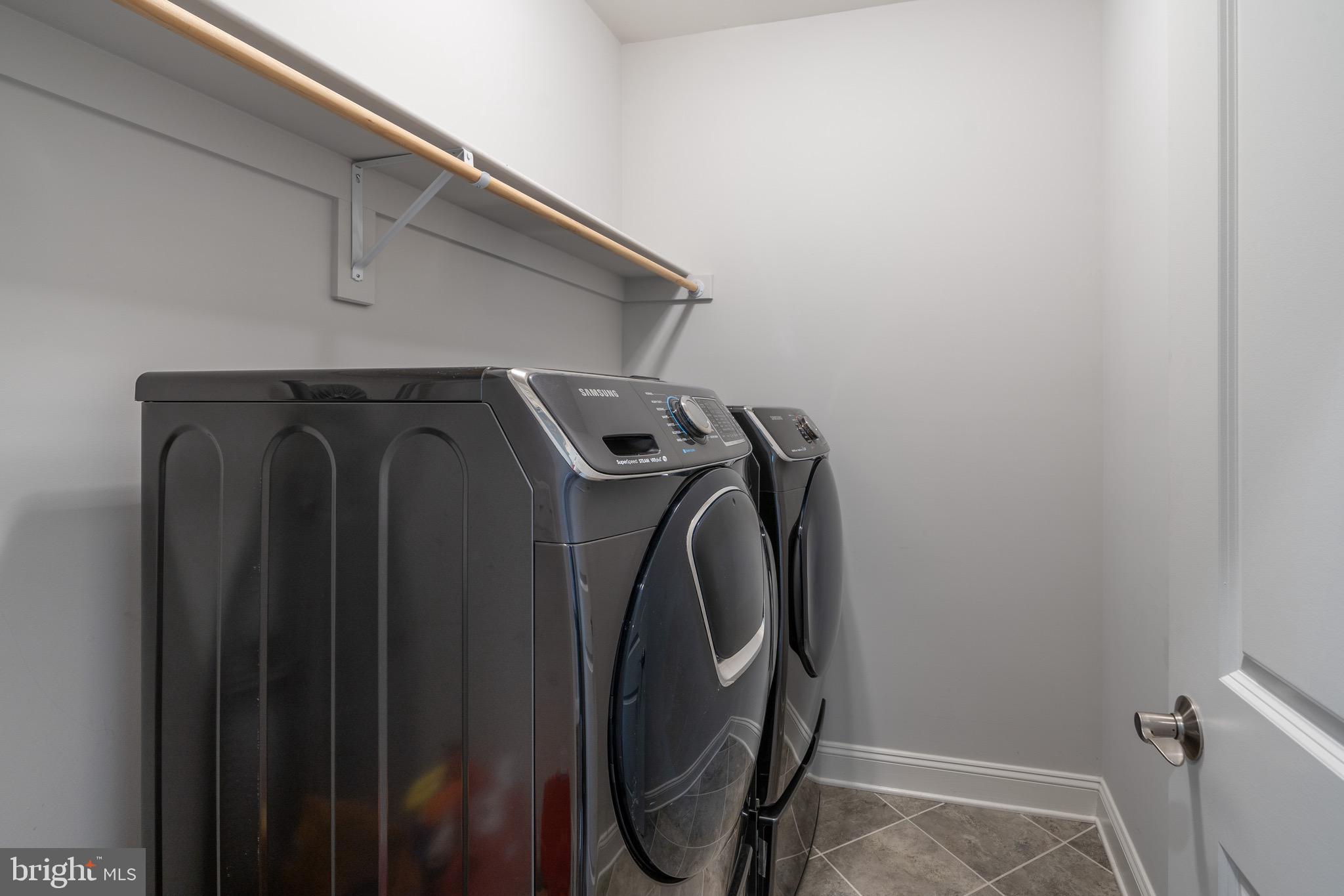 LAKE FAIRFAX ESTATES - Residential