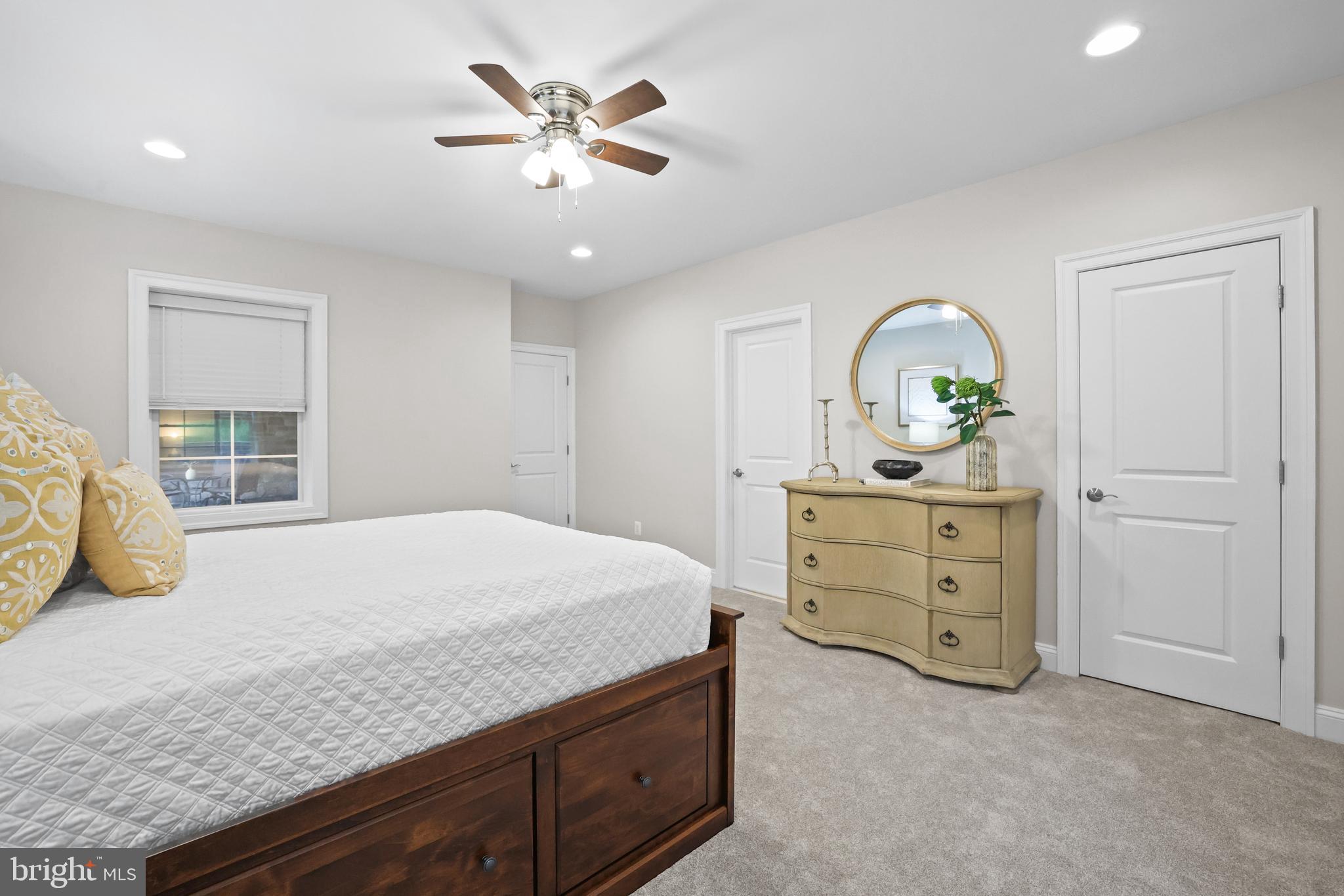 LAKE FAIRFAX ESTATES - Residential