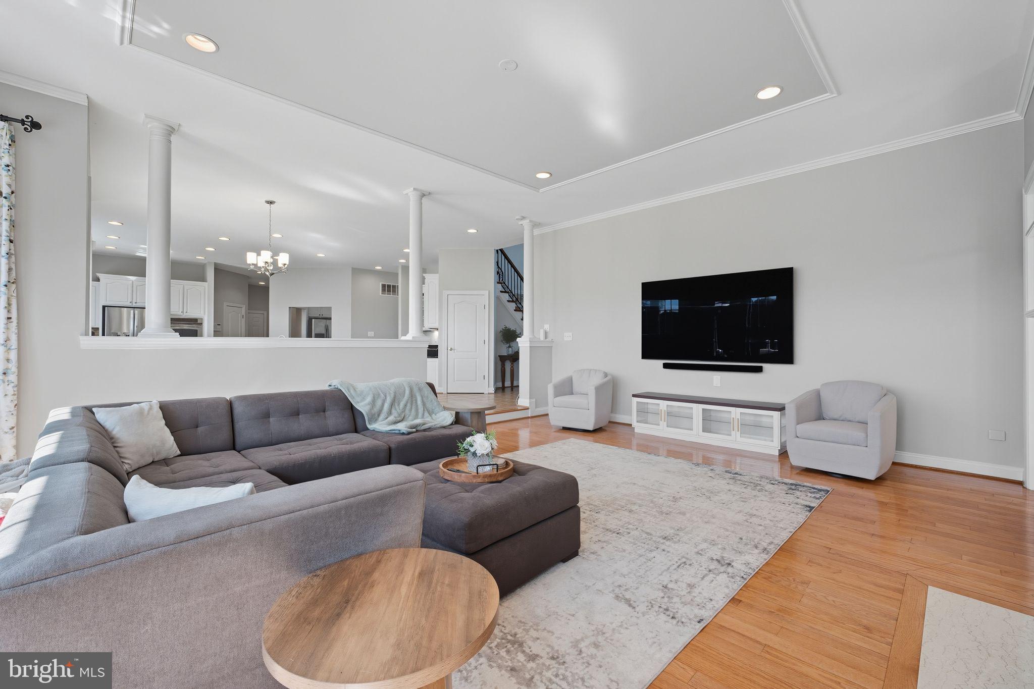 RASPBERRY FALLS - Residential