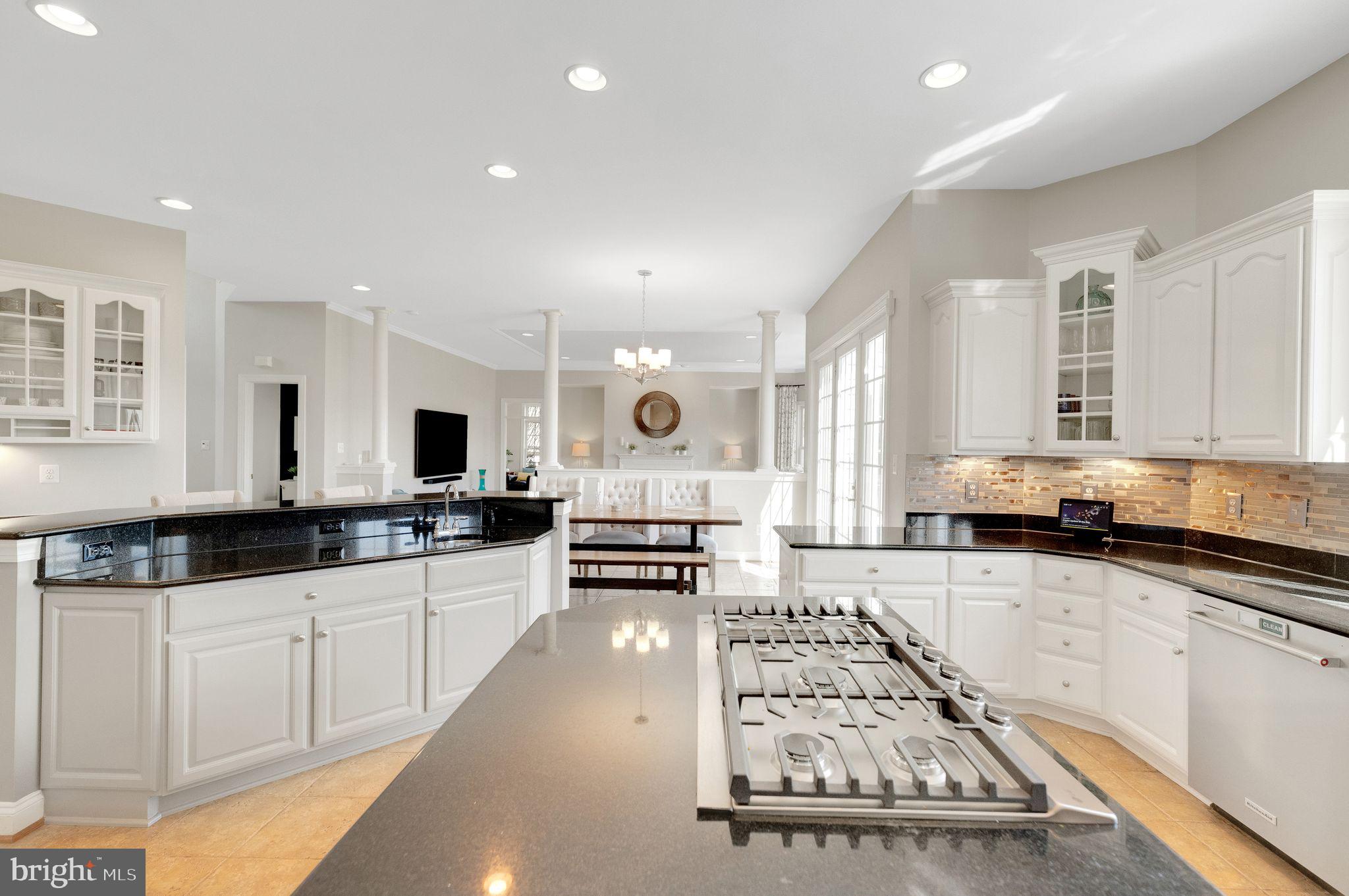 RASPBERRY FALLS - Residential