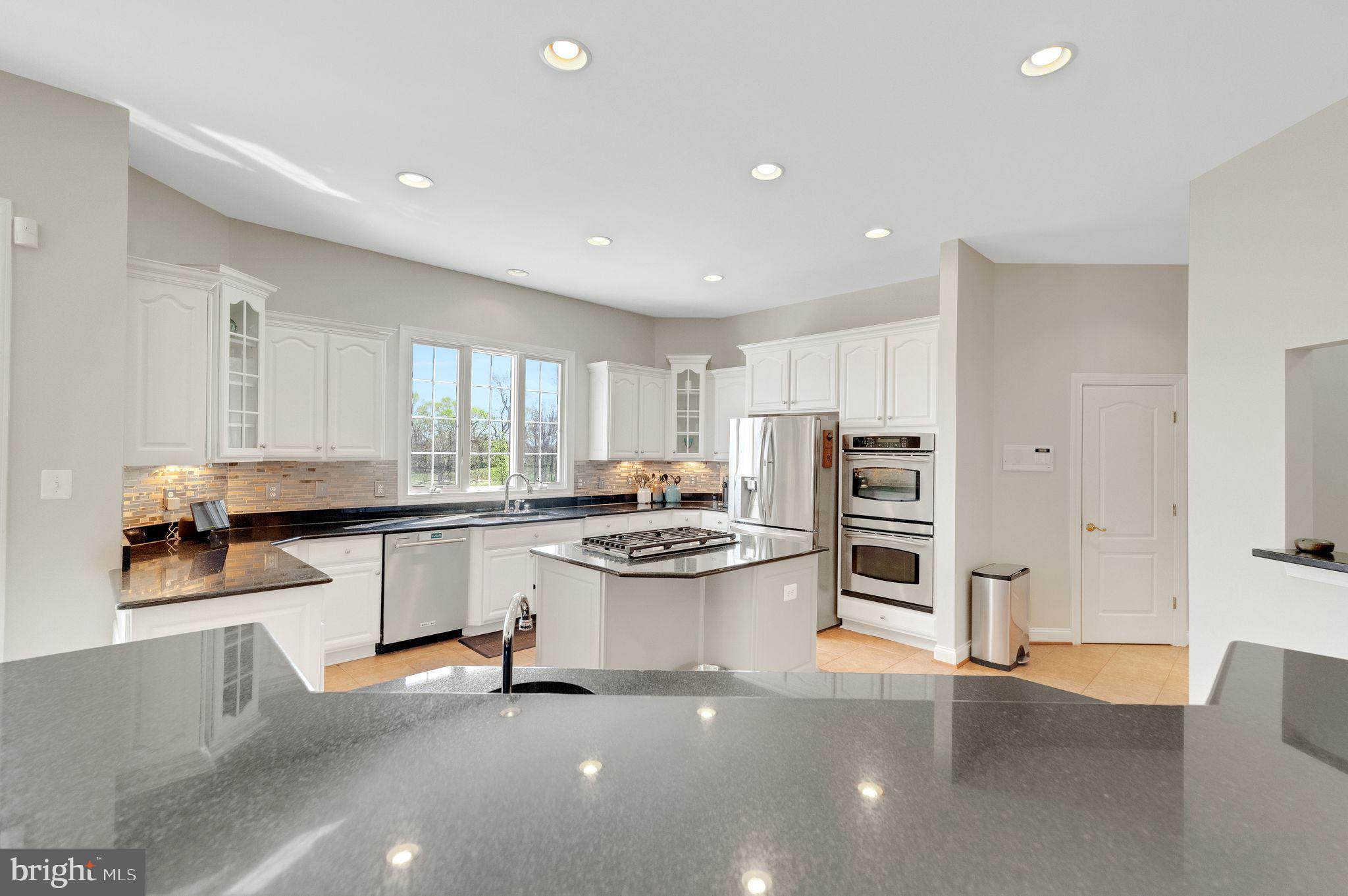 RASPBERRY FALLS - Residential