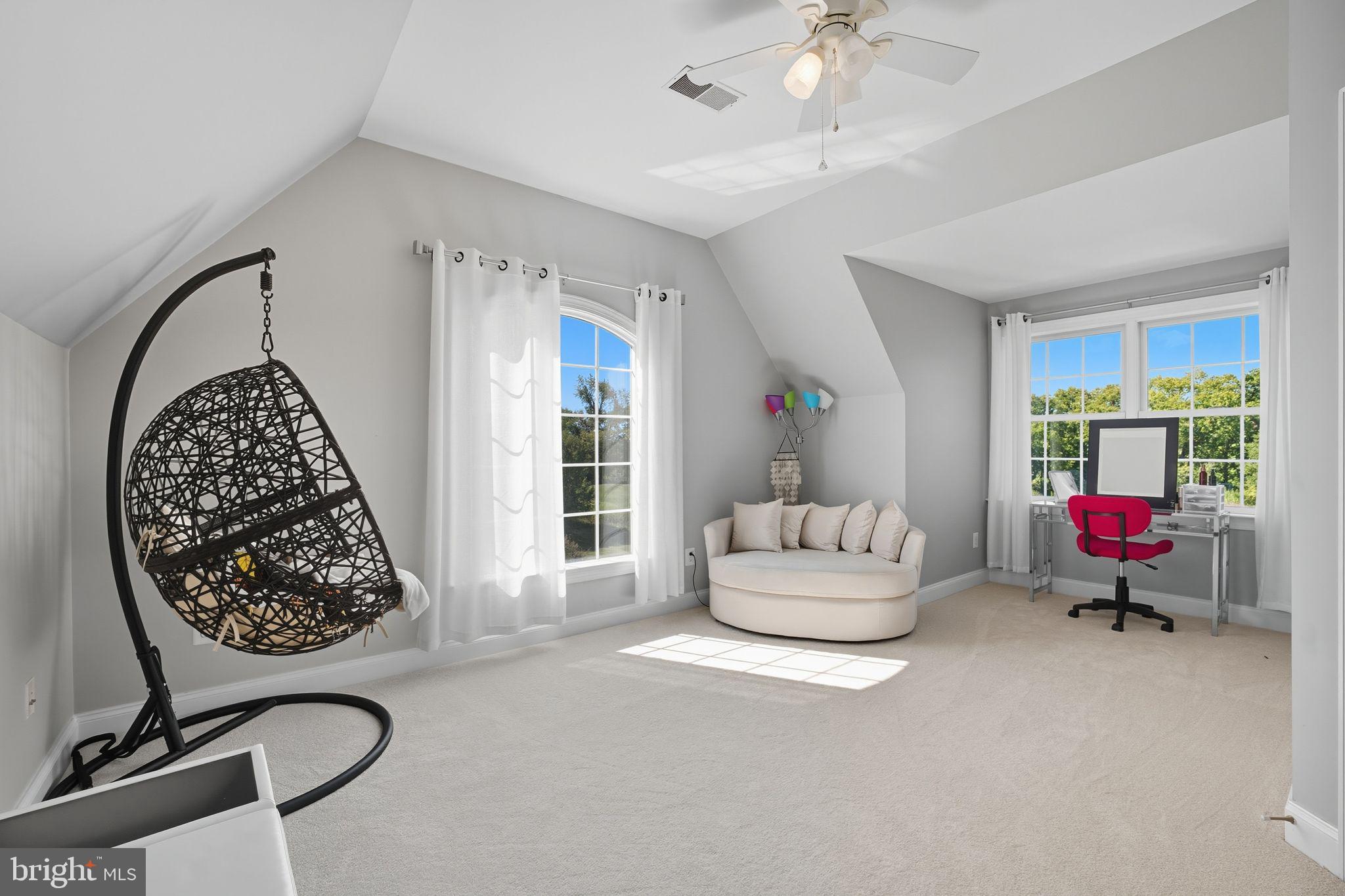 RASPBERRY FALLS - Residential