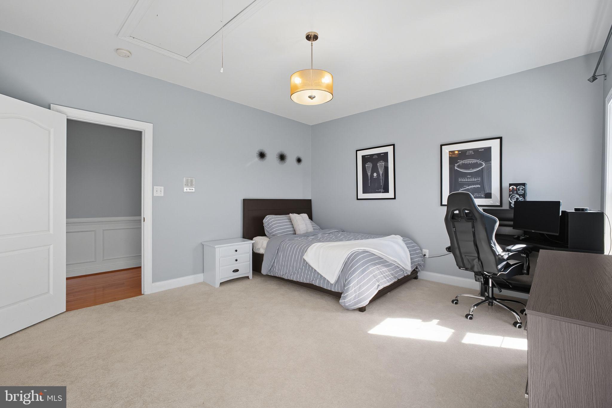 RASPBERRY FALLS - Residential