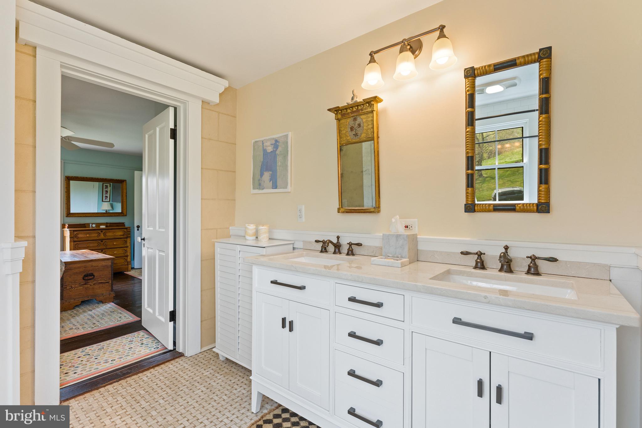 DELAPLANE MEADOWS - Residential