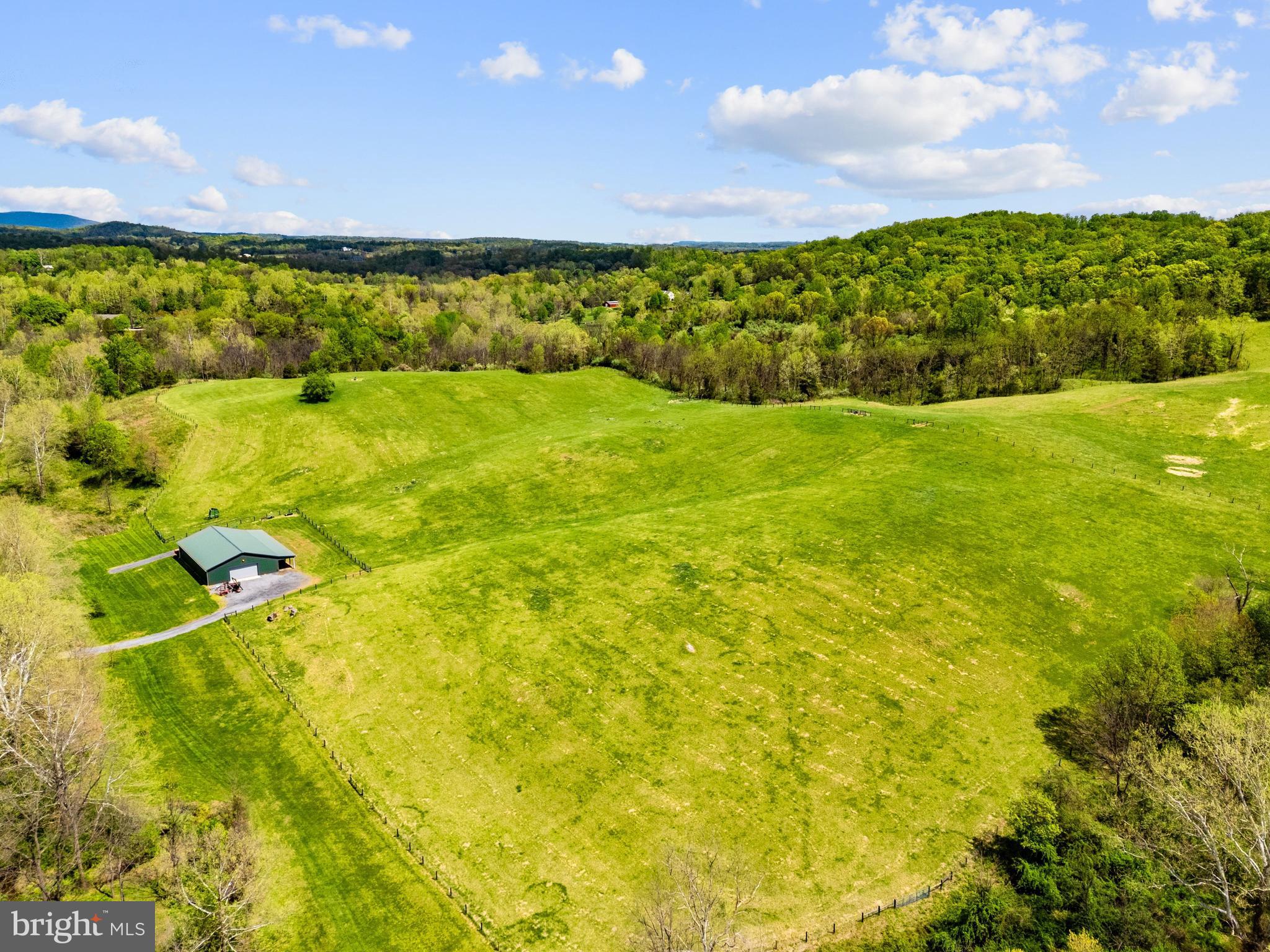 DELAPLANE MEADOWS - Residential