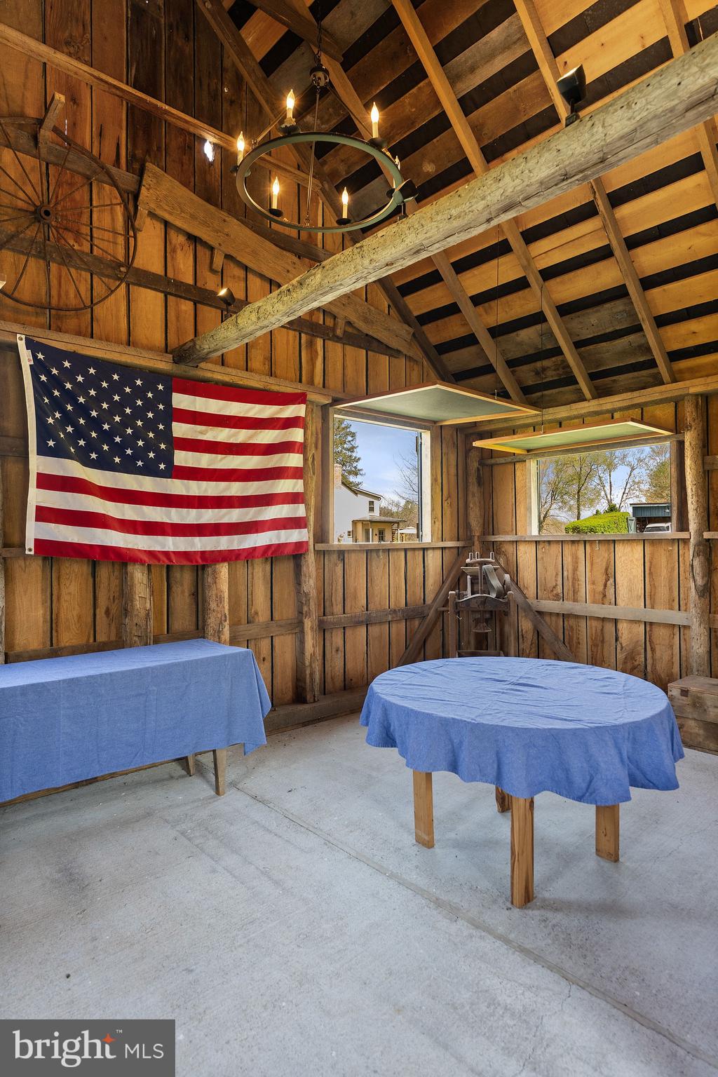 DELAPLANE MEADOWS - Residential