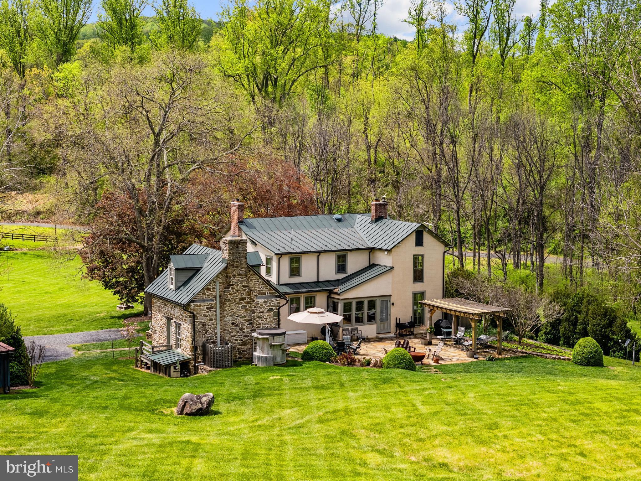 DELAPLANE MEADOWS - Residential