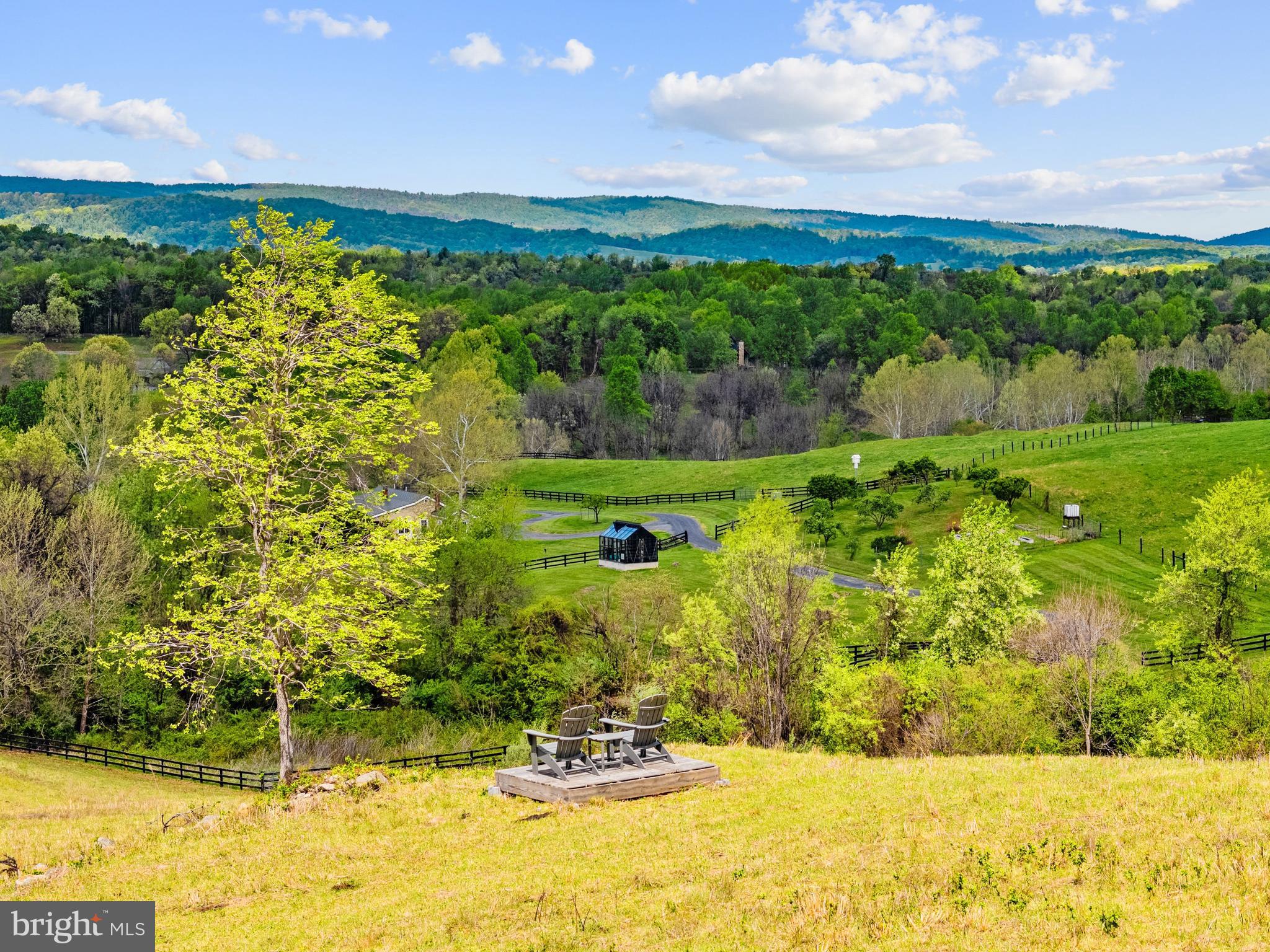 DELAPLANE MEADOWS - Residential