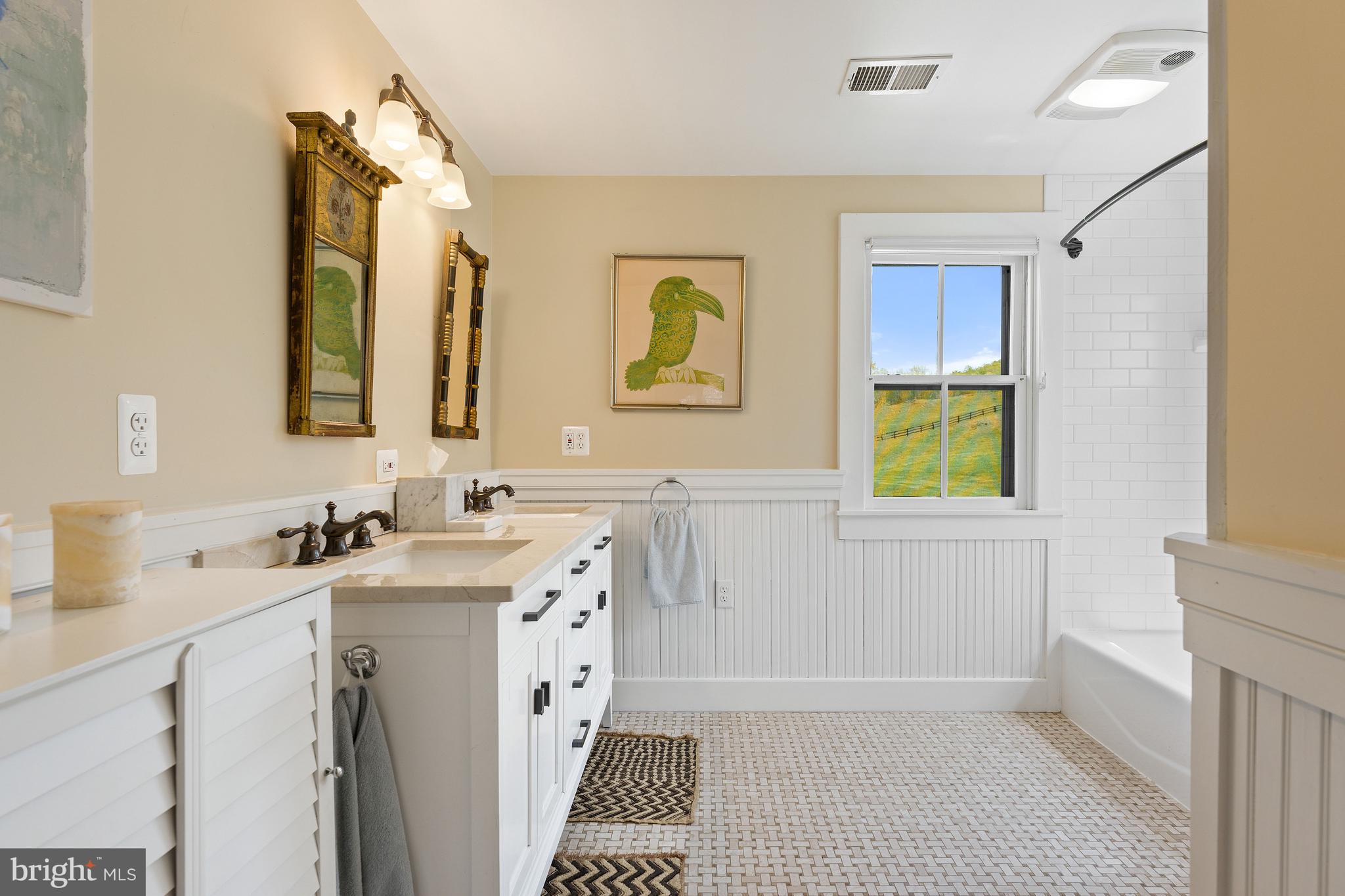 DELAPLANE MEADOWS - Residential