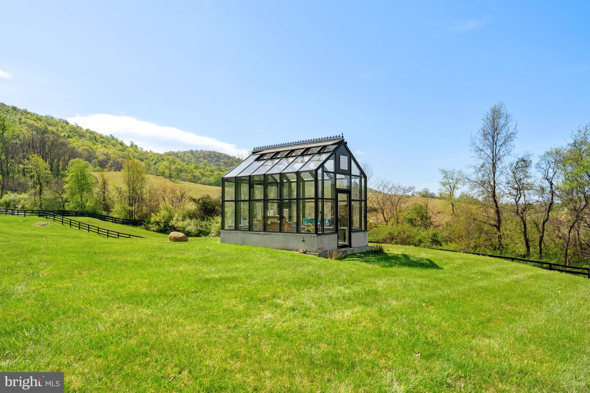 DELAPLANE MEADOWS - Residential