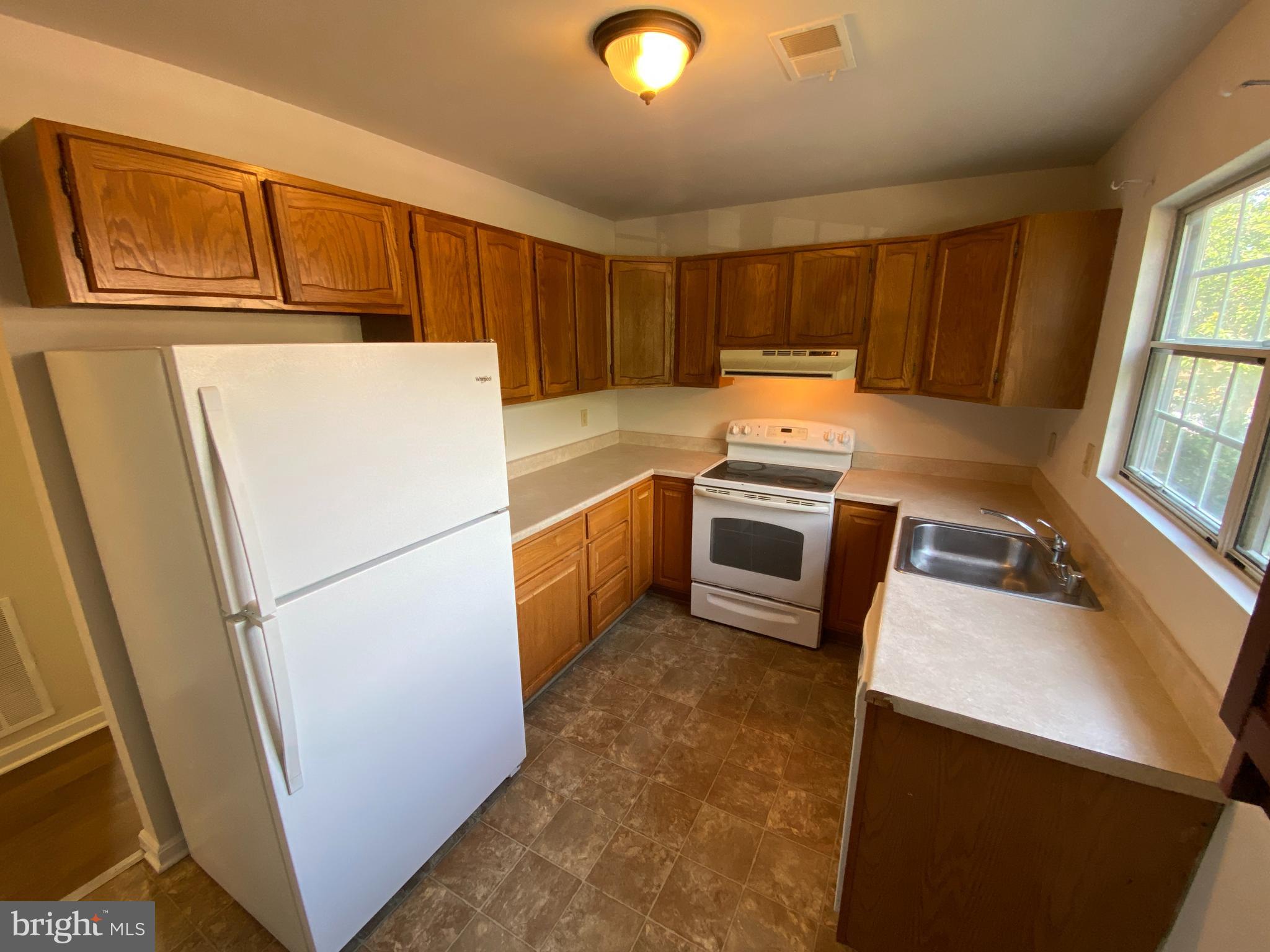 KINGS MILL - Residential Lease