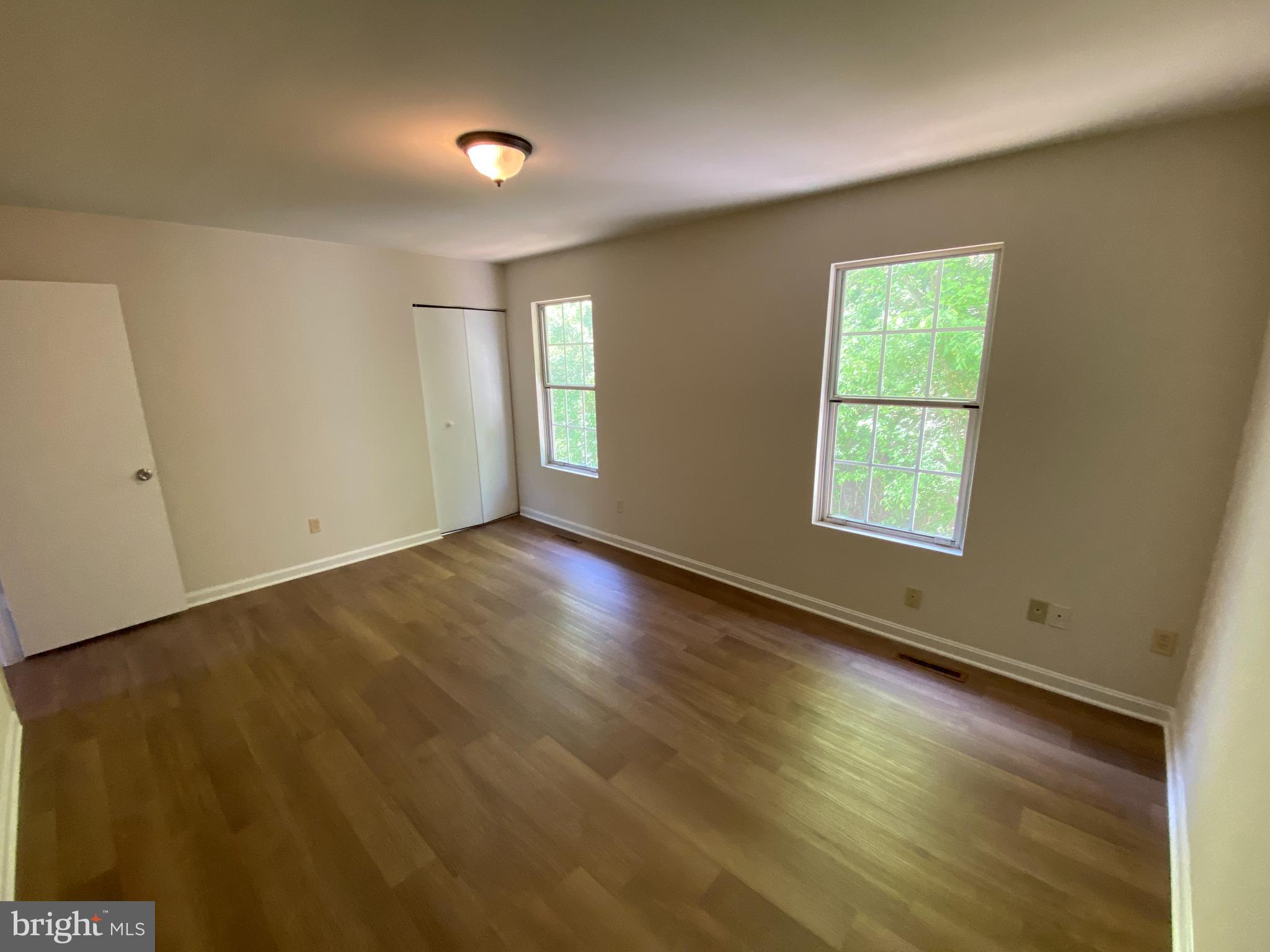 KINGS MILL - Residential Lease