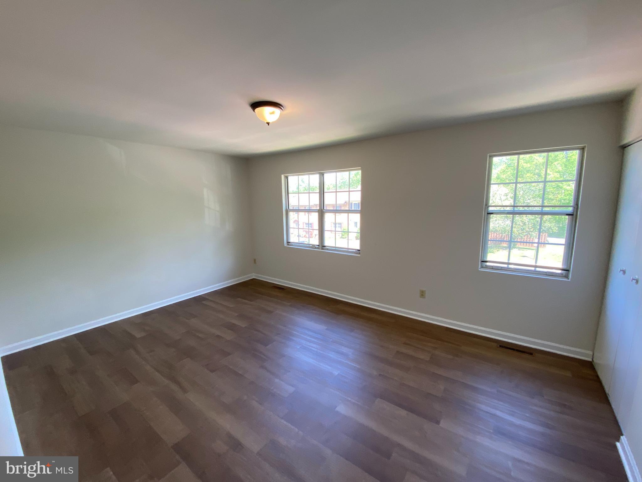 KINGS MILL - Residential Lease