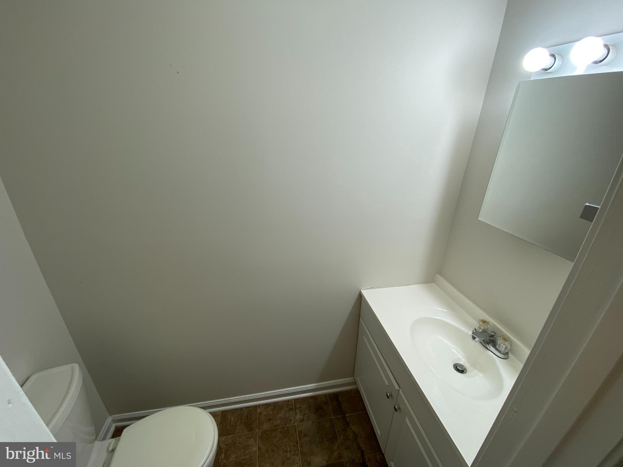 KINGS MILL - Residential Lease