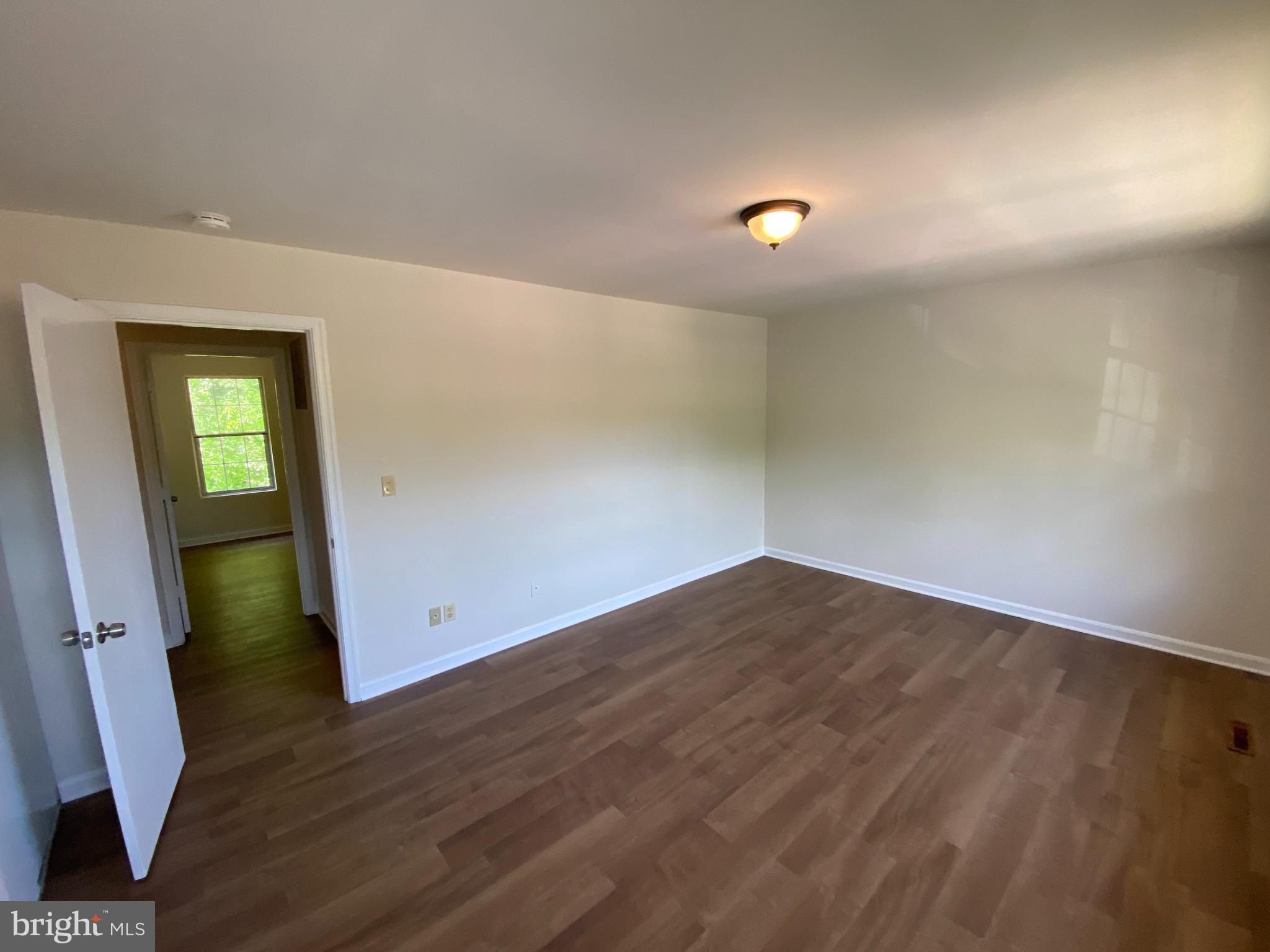 KINGS MILL - Residential Lease