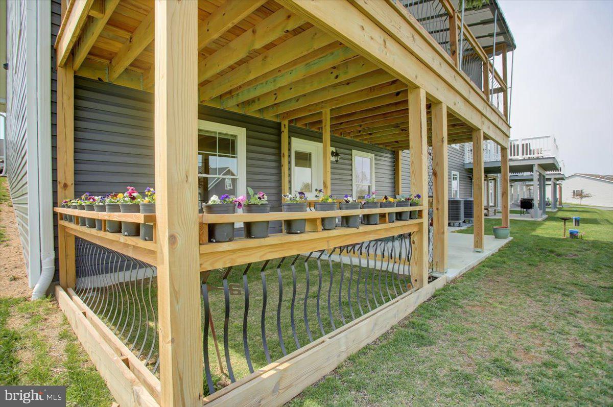 MELROSE MEADOWS III - Residential