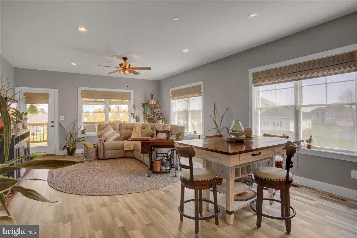 MELROSE MEADOWS III - Residential