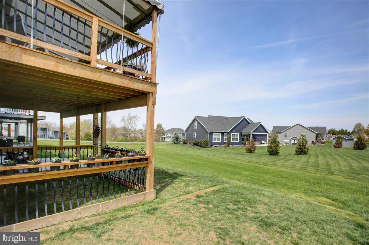 MELROSE MEADOWS III - Residential