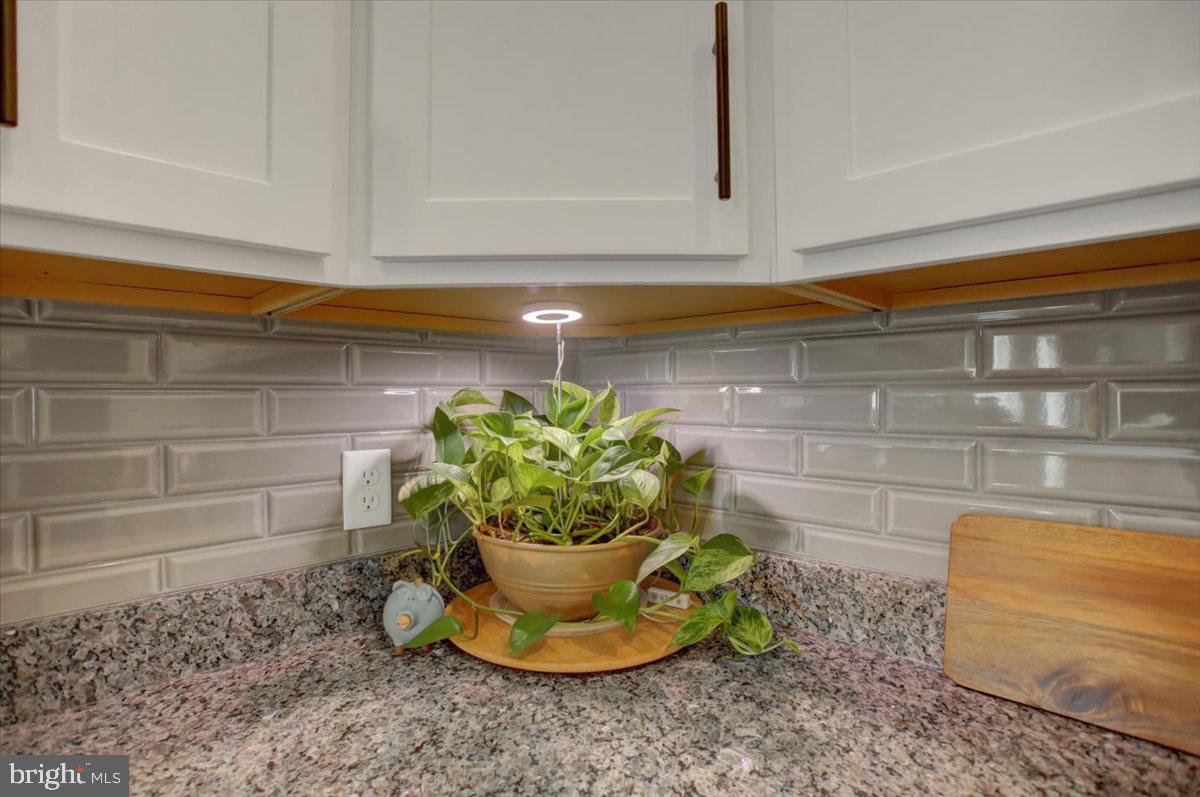 MELROSE MEADOWS III - Residential